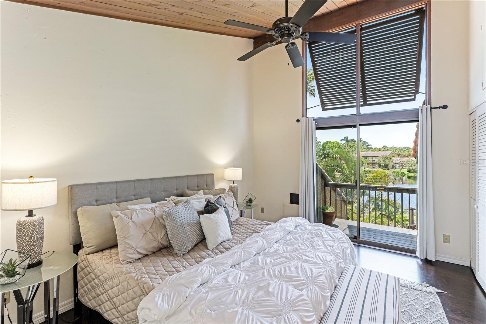 11 SANDY COVE RD #8-F, SARASOTA, FL, 34242