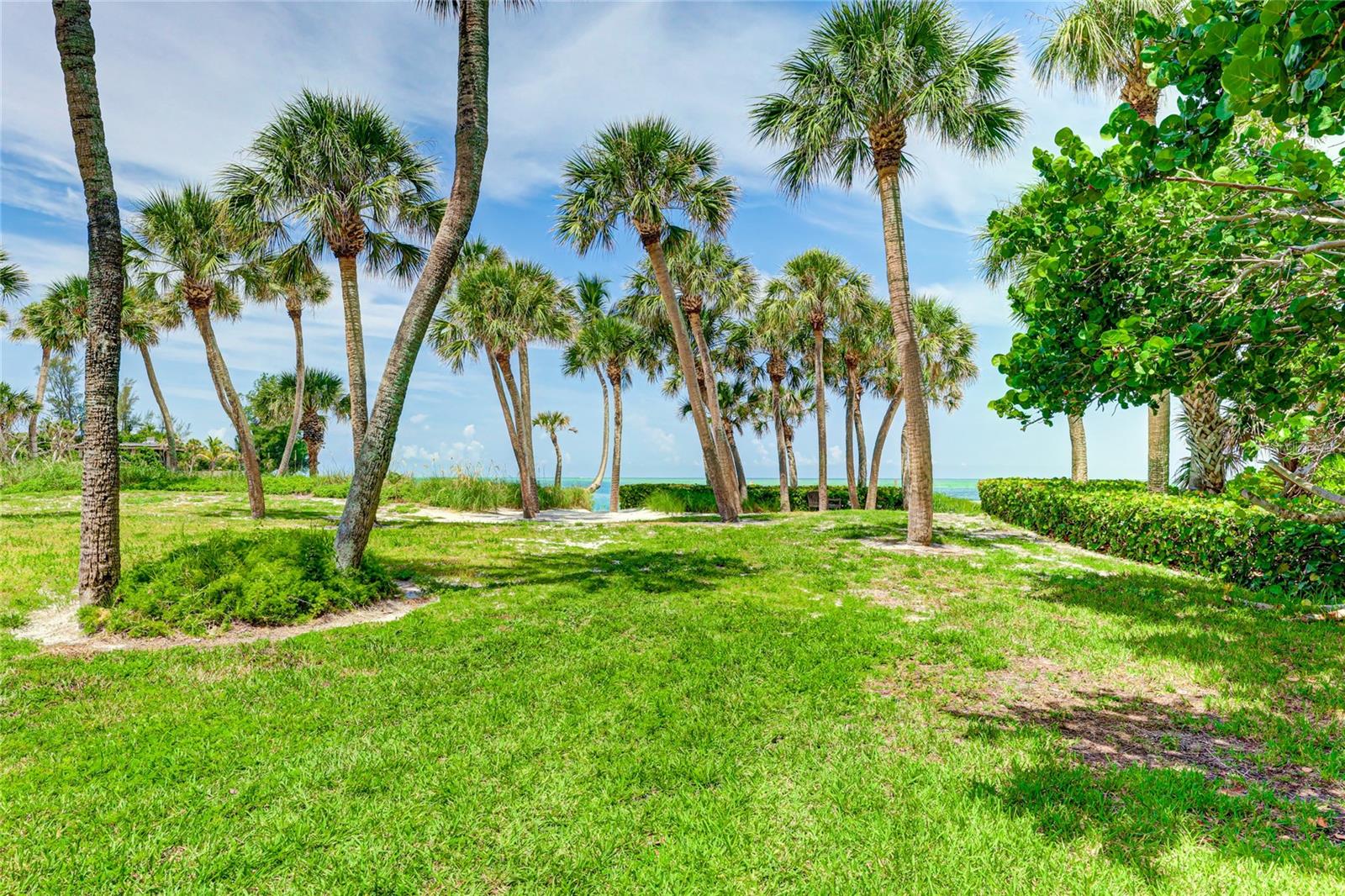 11 SANDY COVE RD #8-F, SARASOTA, FL, 34242