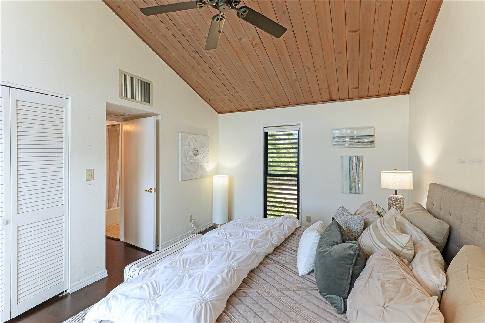 11 SANDY COVE RD #8-F, SARASOTA, FL, 34242