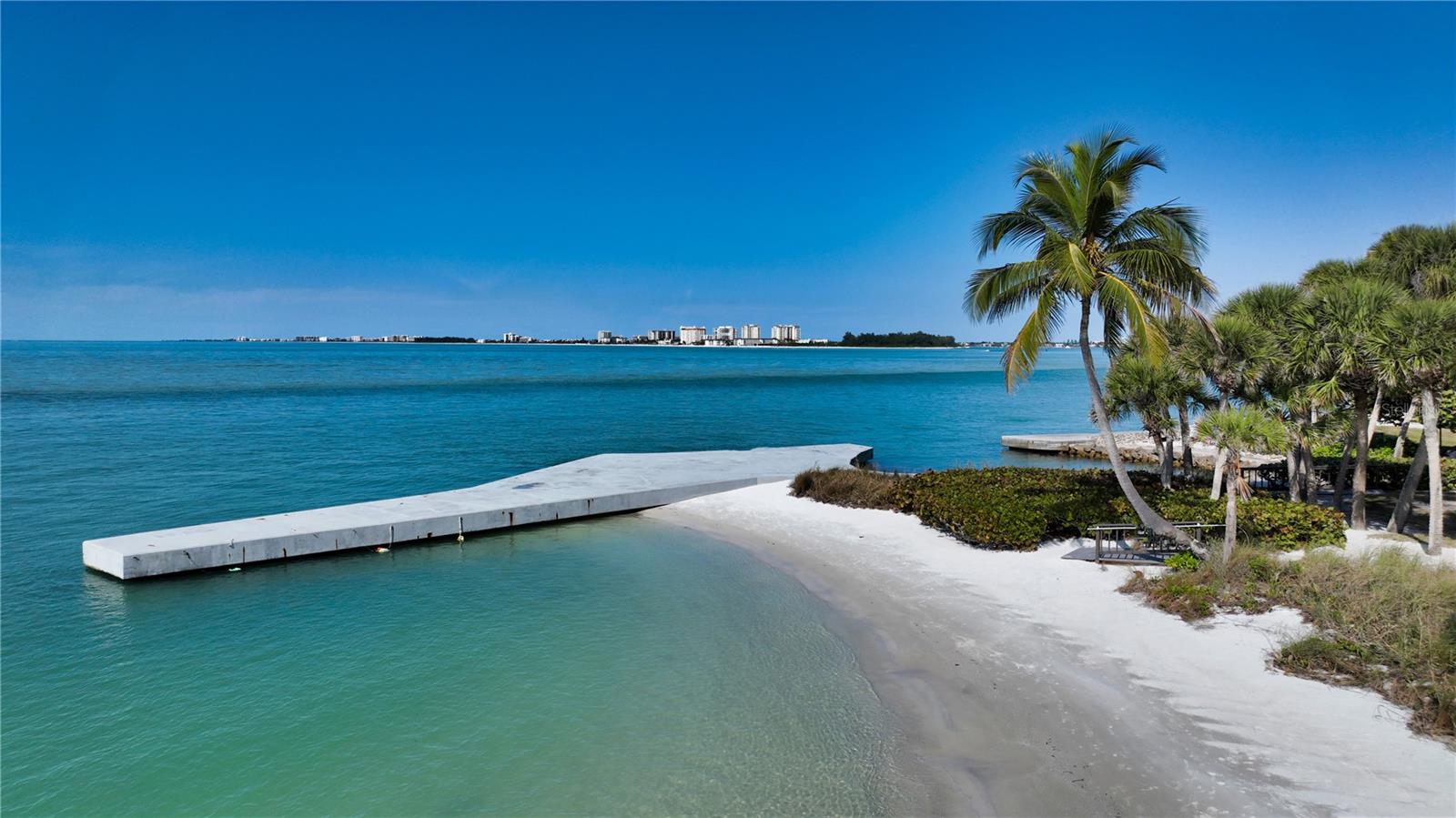 11 SANDY COVE RD #8-F, SARASOTA, FL, 34242