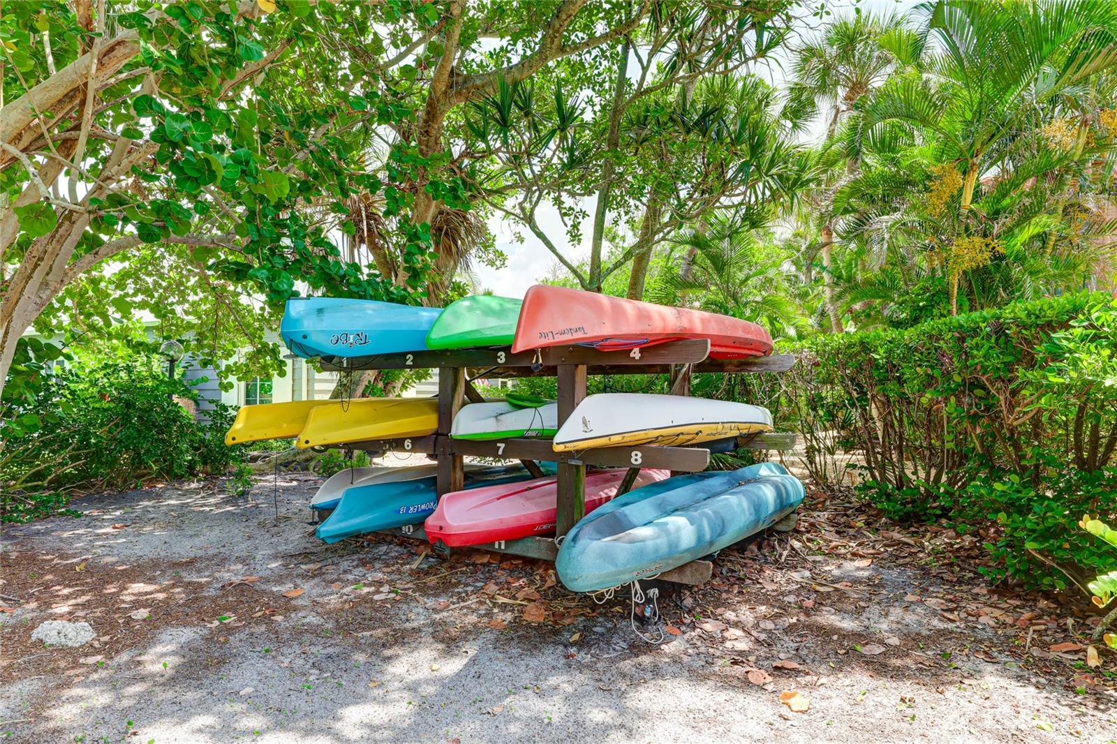11 SANDY COVE RD #8-F, SARASOTA, FL, 34242