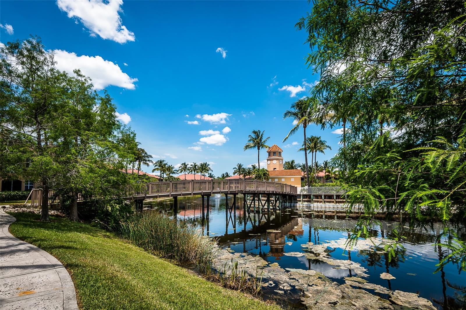 3224 SUNSET KEY CIR #101, PUNTA GORDA, FL, 33955