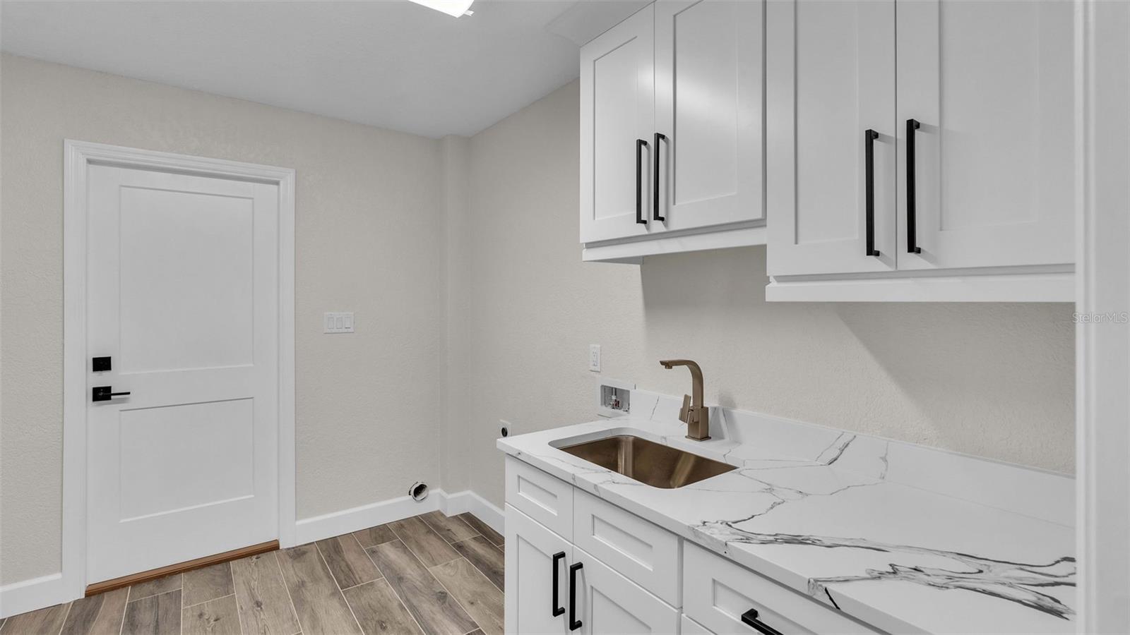 659 HOWARD AVE, LAKELAND, FL, 33815