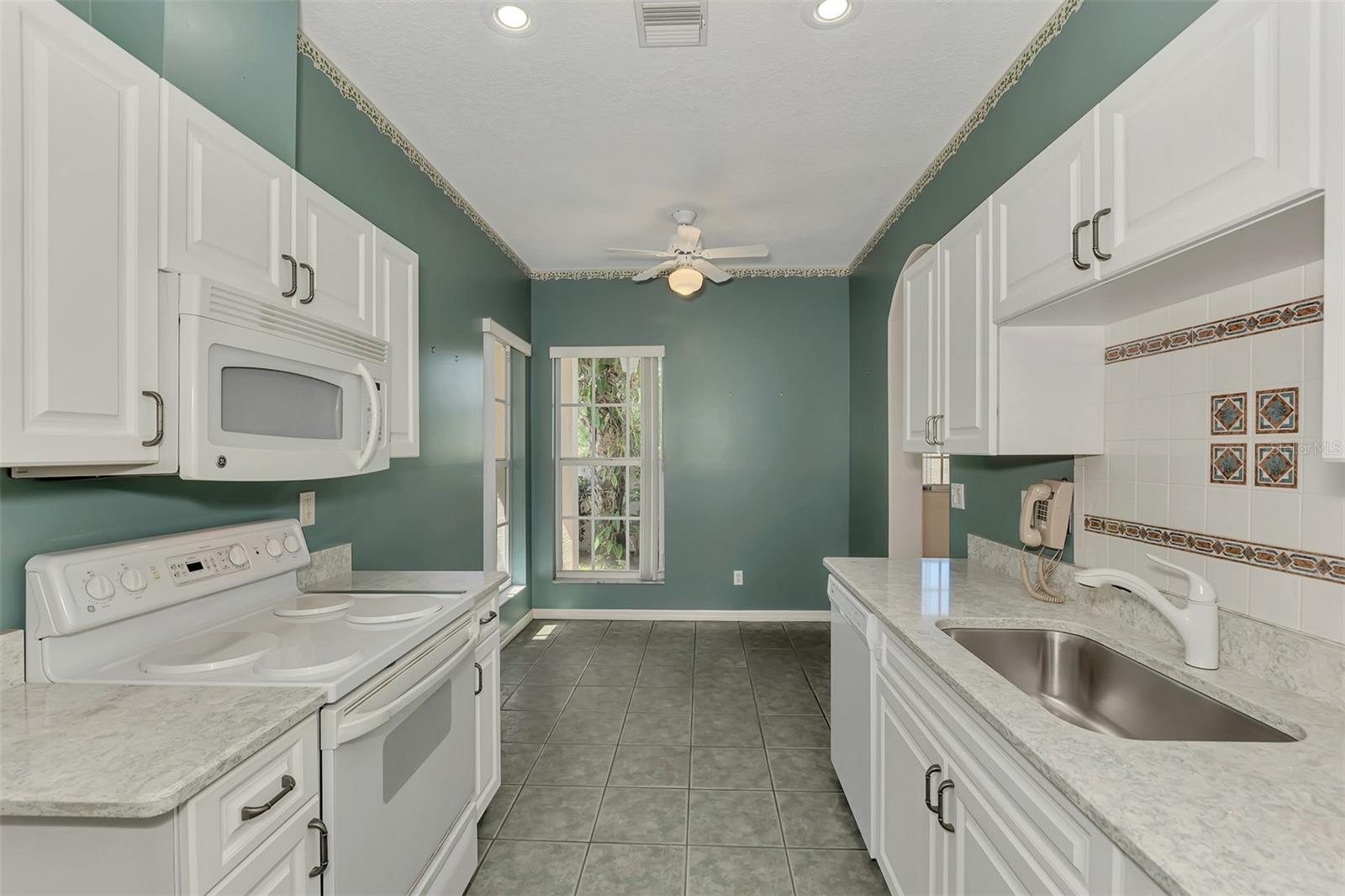 1722 FOUNTAIN VIEW CIR, VENICE, FL, 34292