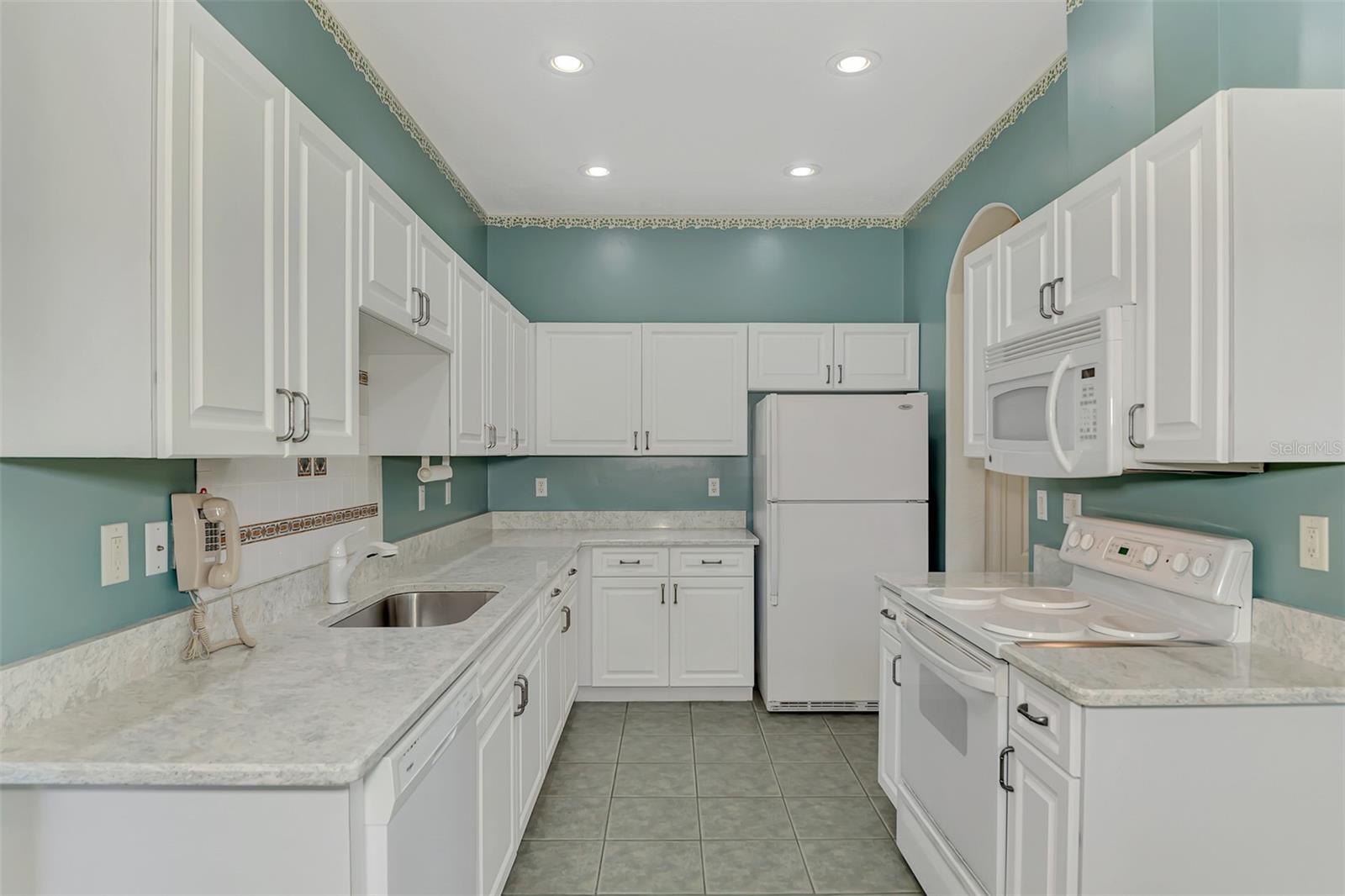 1722 FOUNTAIN VIEW CIR, VENICE, FL, 34292