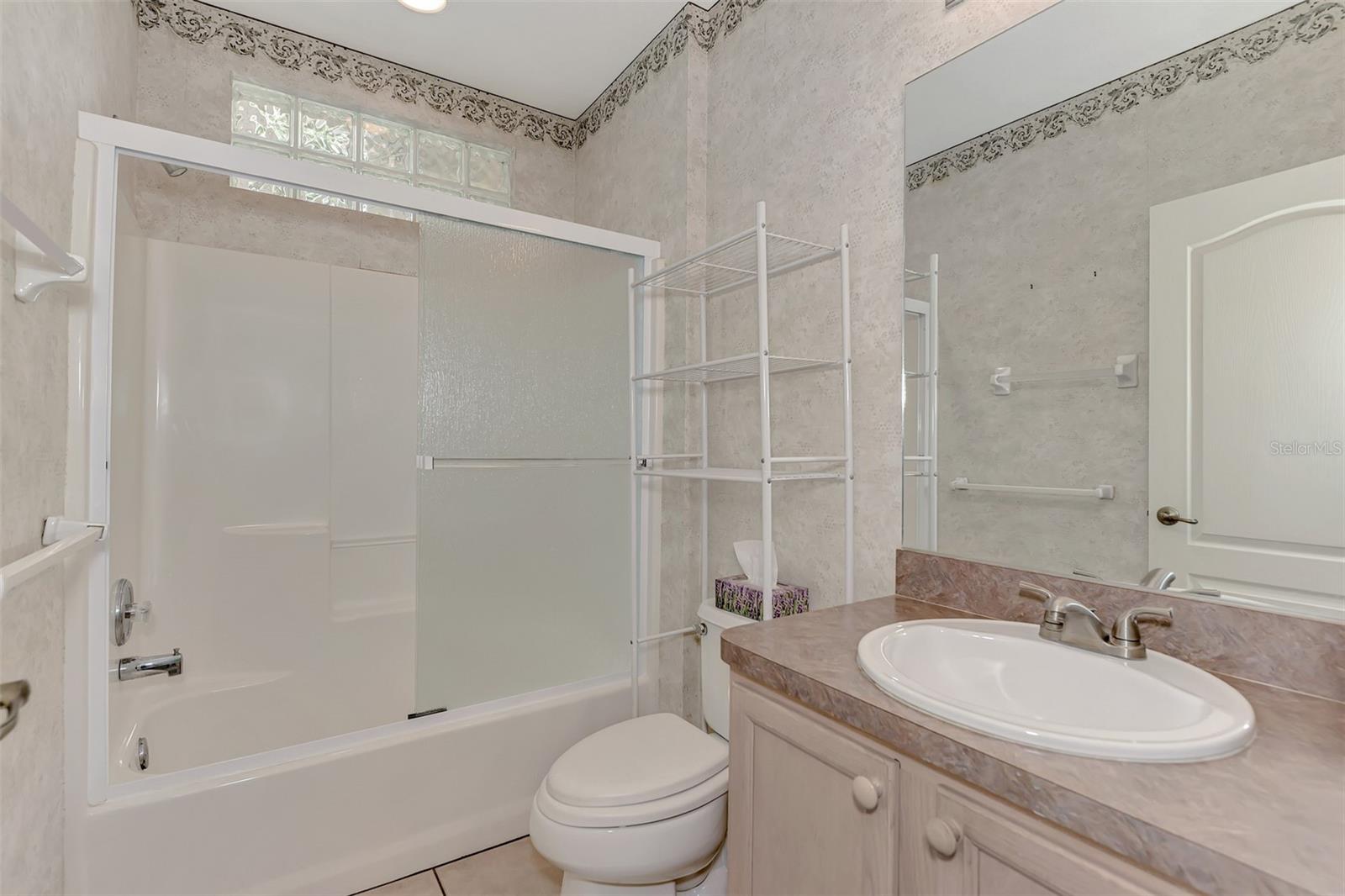 1722 FOUNTAIN VIEW CIR, VENICE, FL, 34292