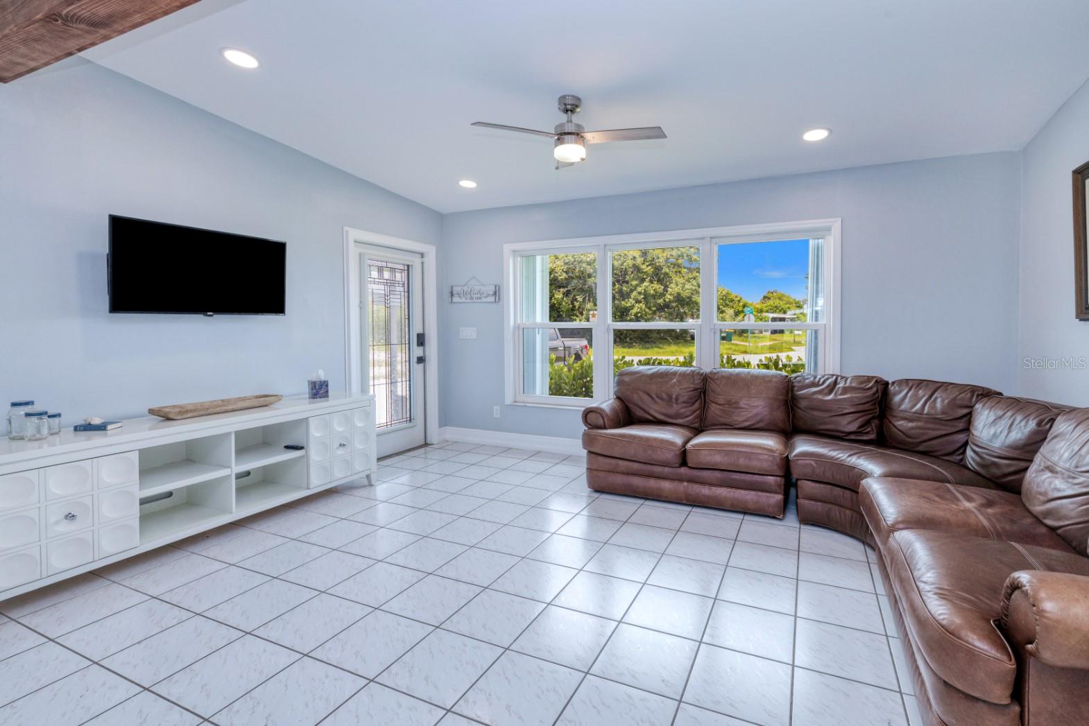3342 EASY ST, PORT CHARLOTTE, FL, 33952