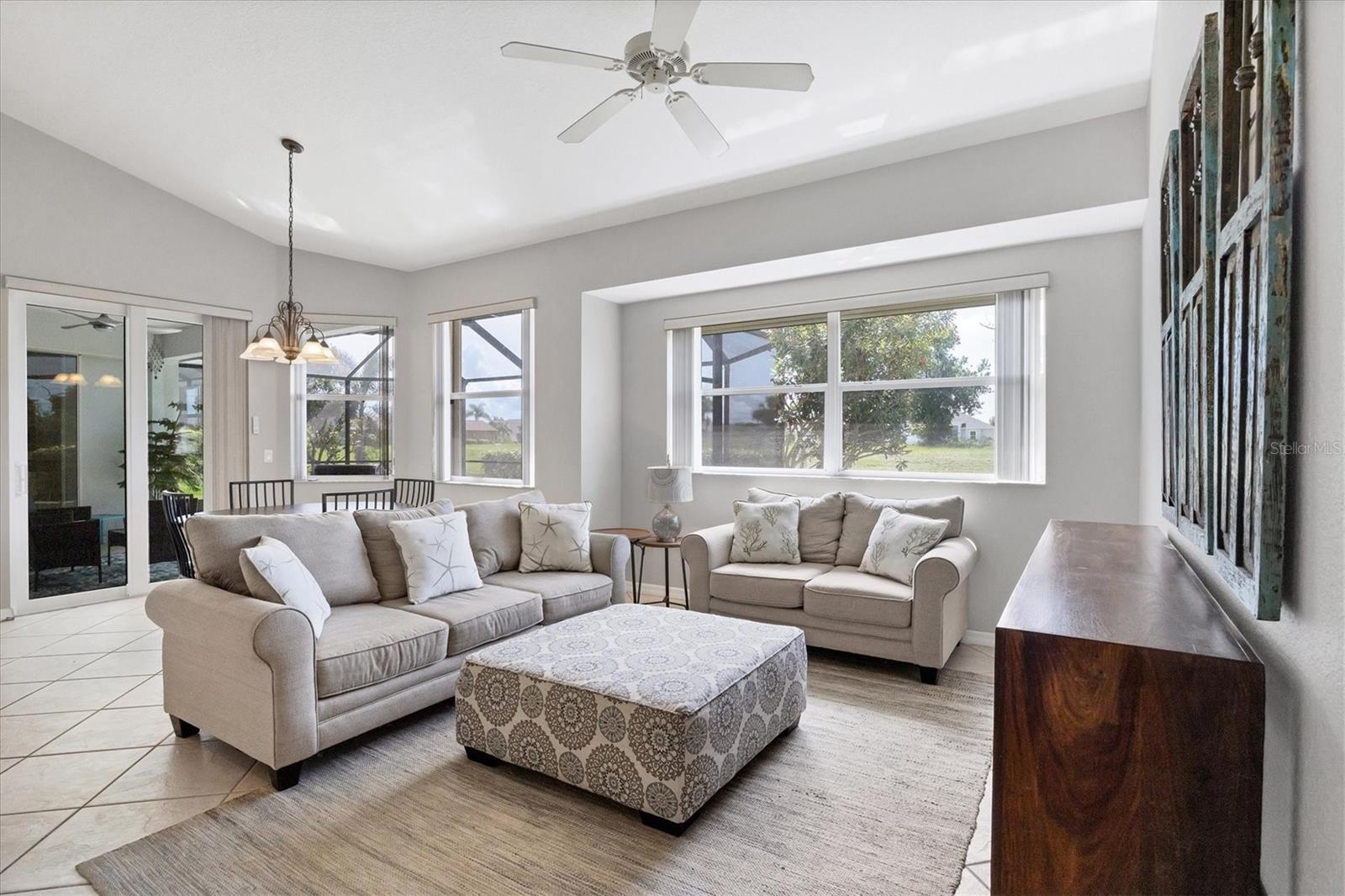 39 MEDALIST CIR, ROTONDA WEST, FL, 33947