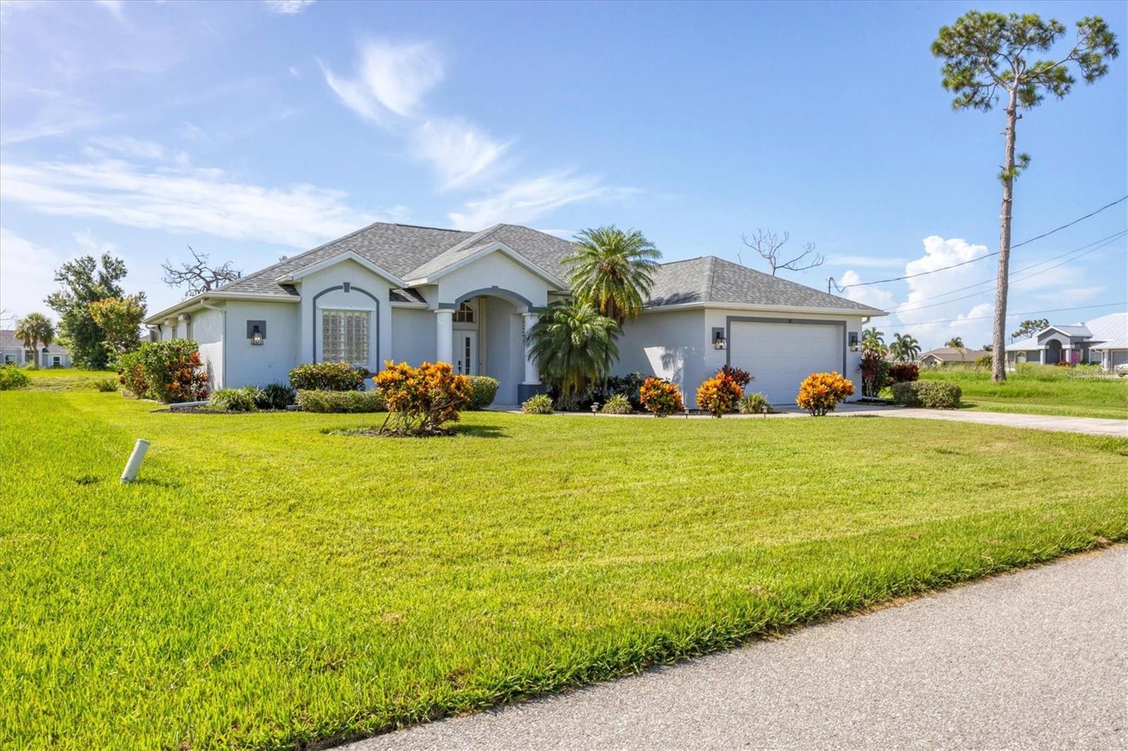 39 MEDALIST CIR, ROTONDA WEST, FL, 33947