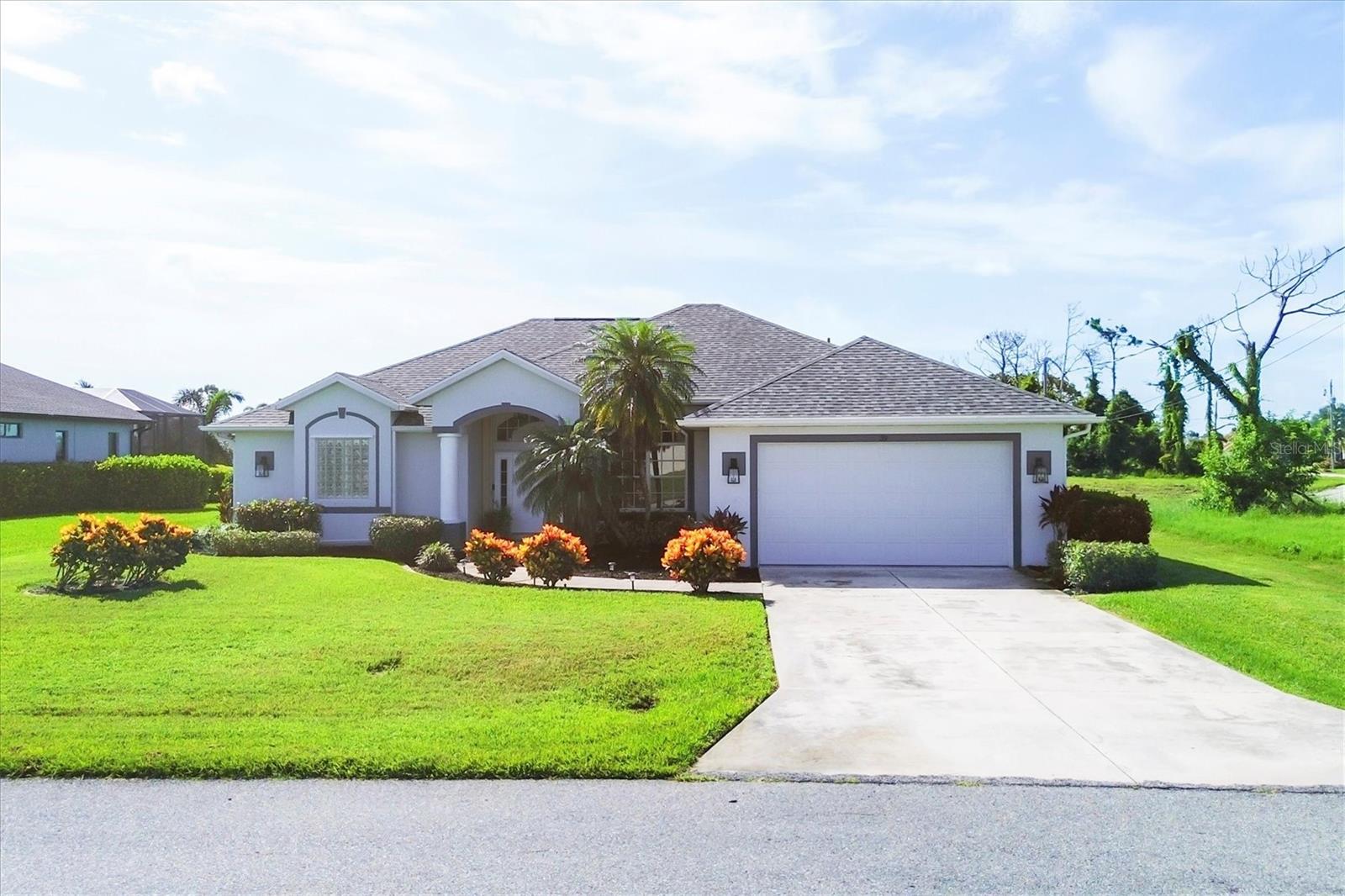 39 MEDALIST CIR, ROTONDA WEST, FL, 33947