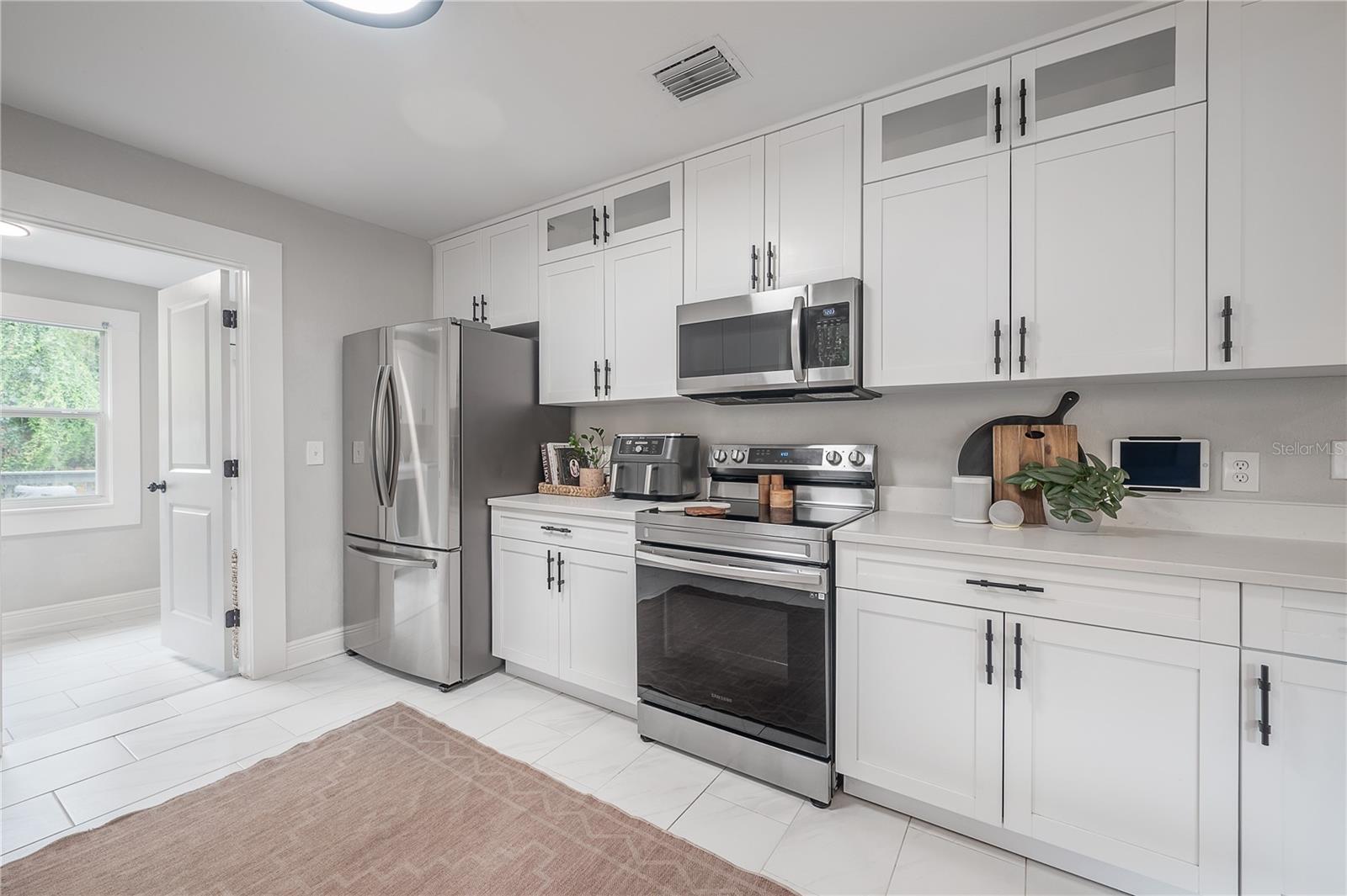 1203 E 33RD AVE, TAMPA, FL, 33603