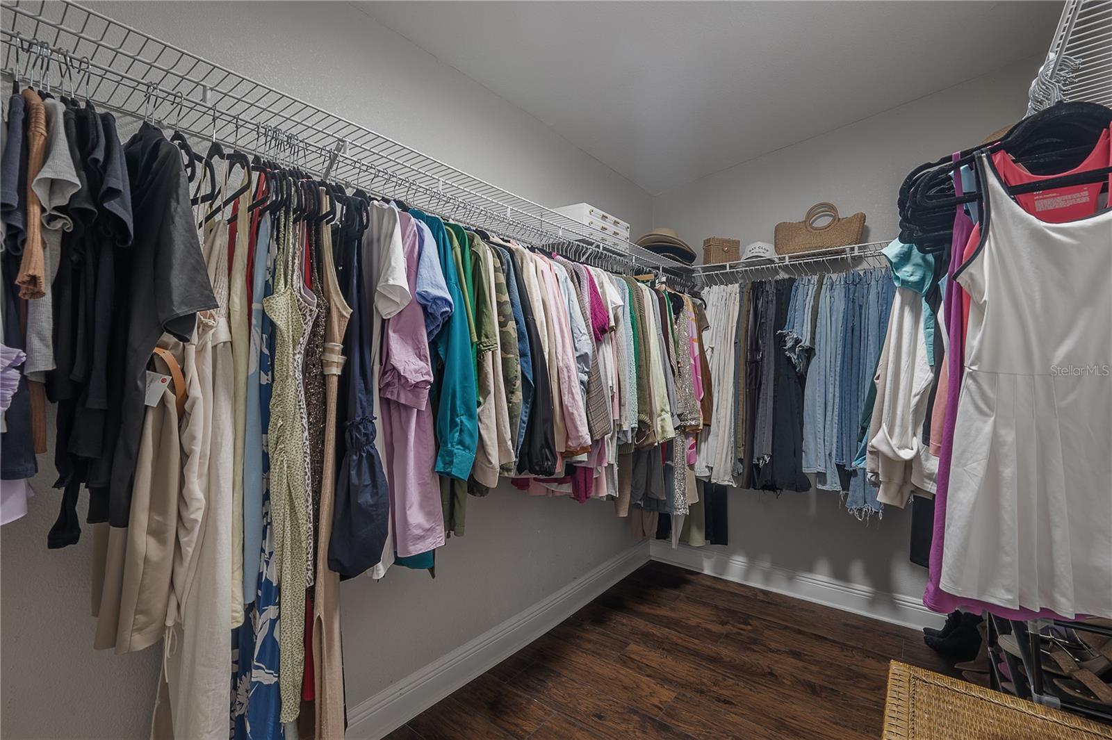 1203 E 33RD AVE, TAMPA, FL, 33603