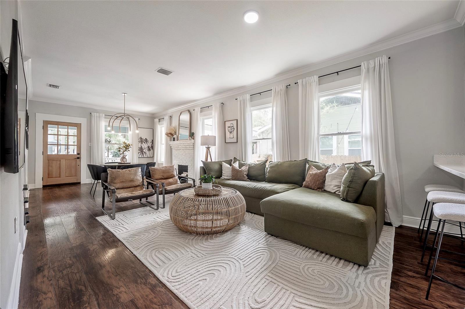 1203 E 33RD AVE, TAMPA, FL, 33603