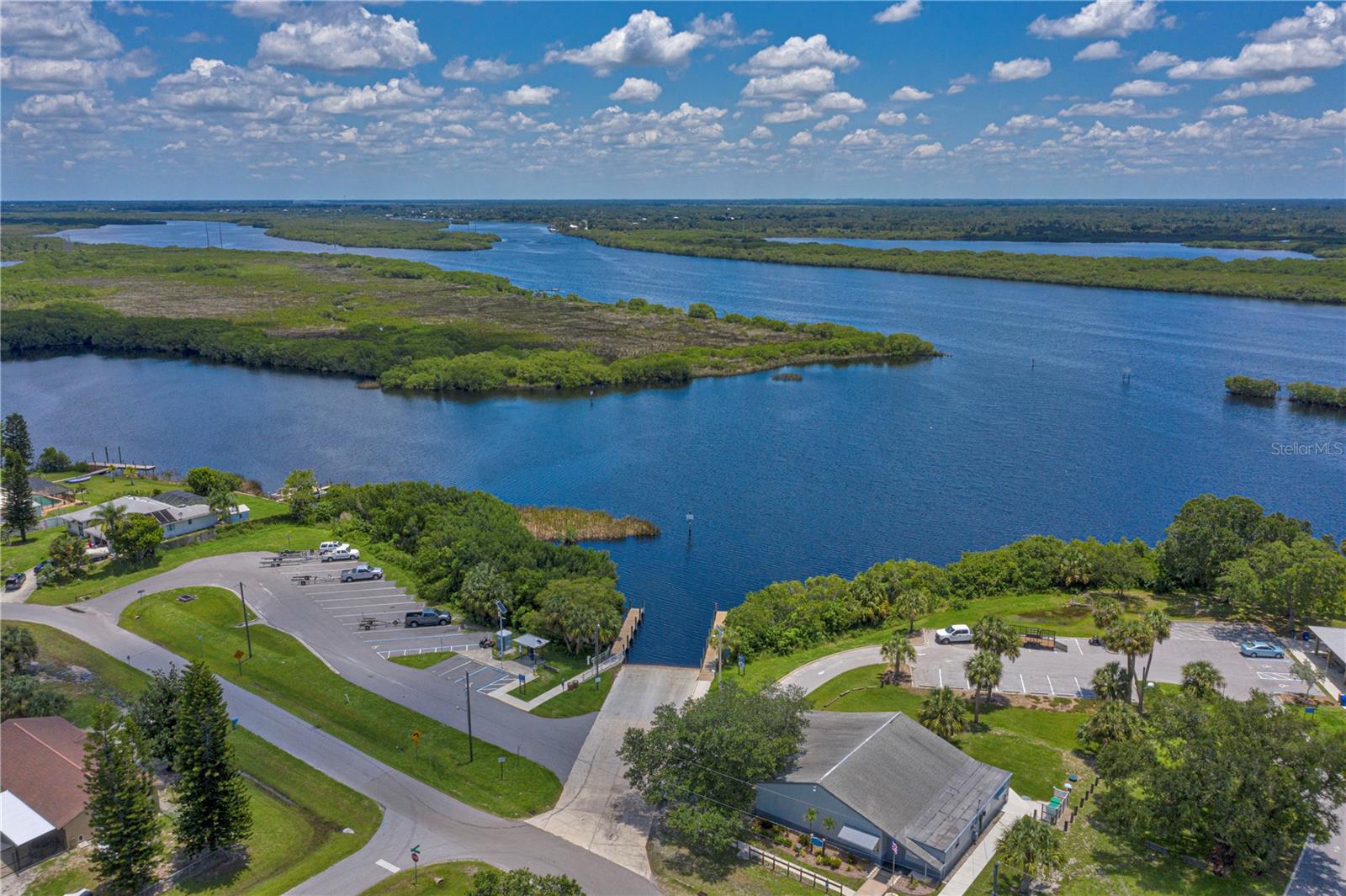 27081 SOLOMON DR, PUNTA GORDA, FL, 33983