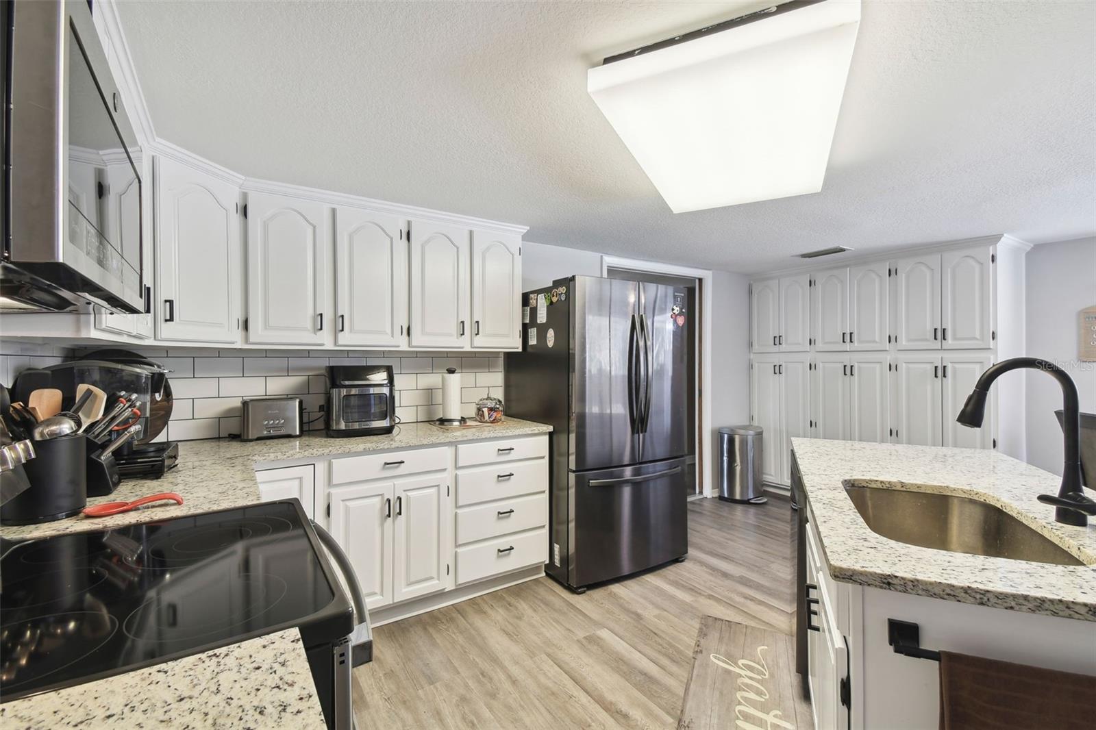 10208 GROVE DR, PORT RICHEY, FL, 34668