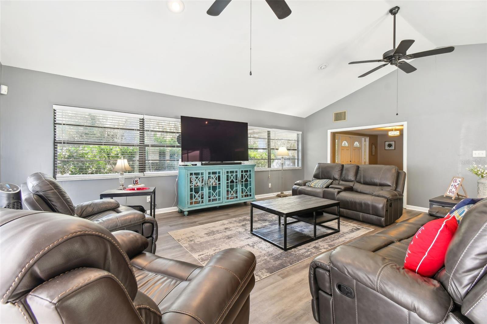 10208 GROVE DR, PORT RICHEY, FL, 34668