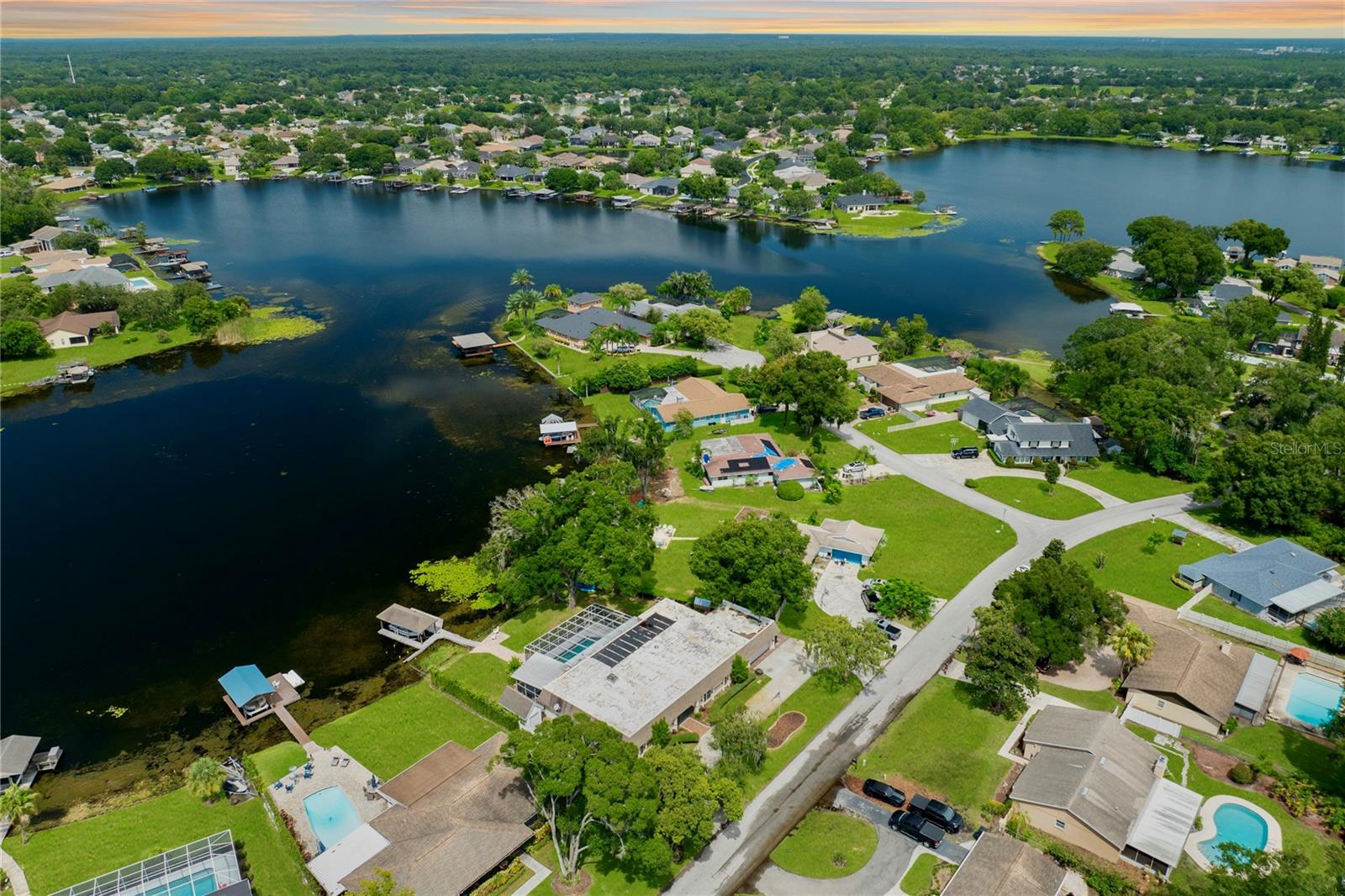 3744 E LAKE DR, LAND O LAKES, FL, 34639