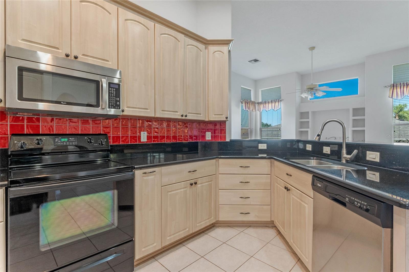 21127 LADY MARION WAY, LEESBURG, FL, 34748