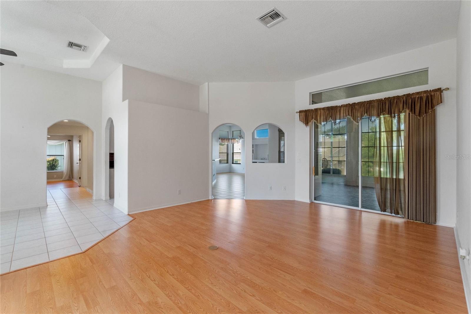 21127 LADY MARION WAY, LEESBURG, FL, 34748