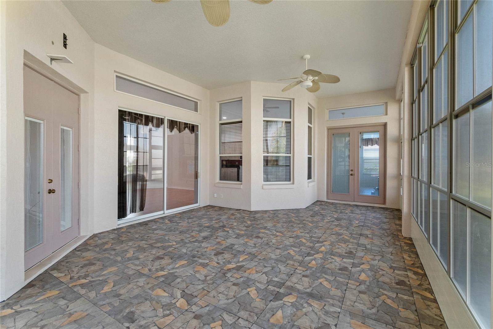 21127 LADY MARION WAY, LEESBURG, FL, 34748