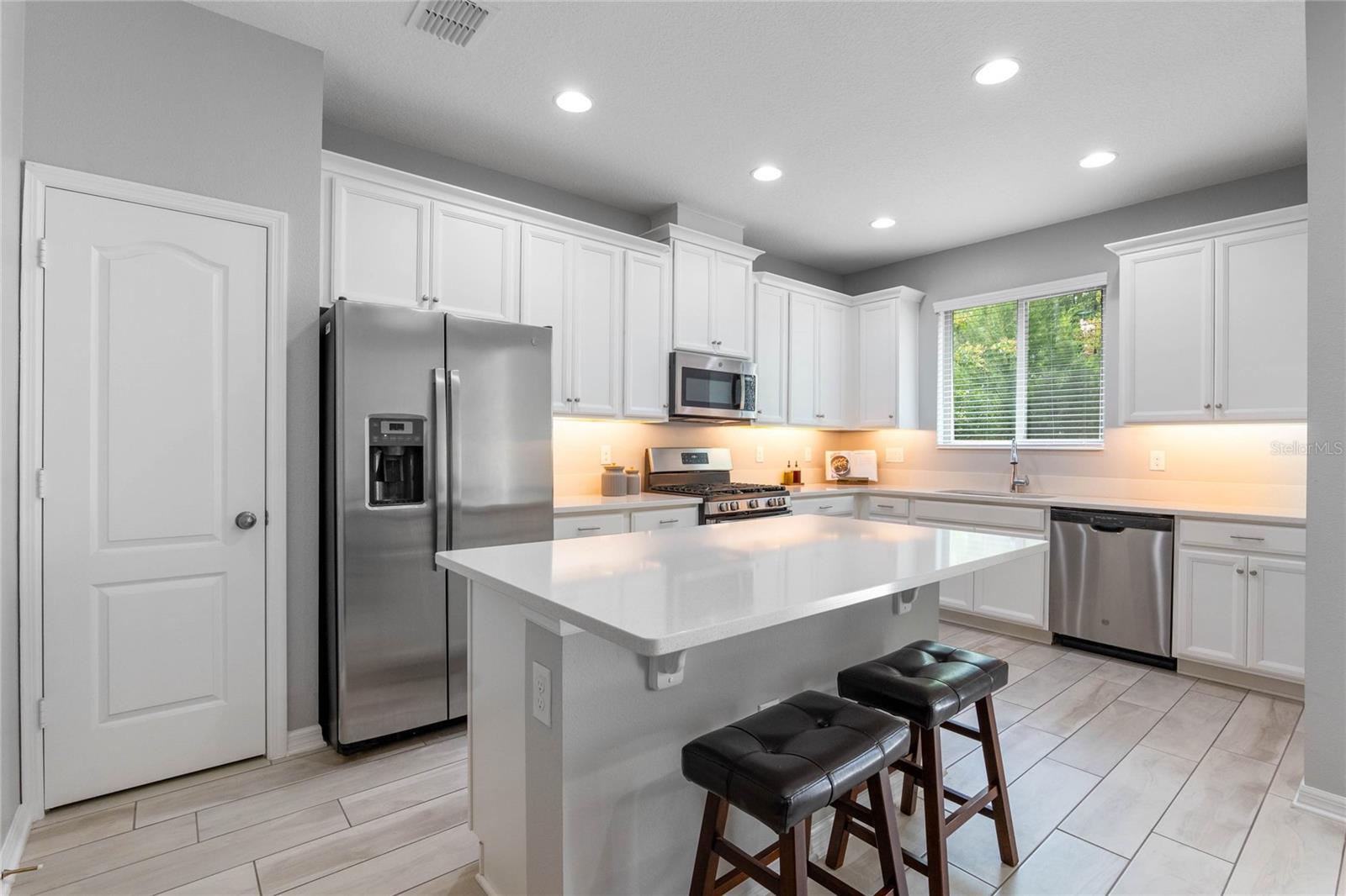 323 RUSTIC LOOP, SANFORD, FL, 32771