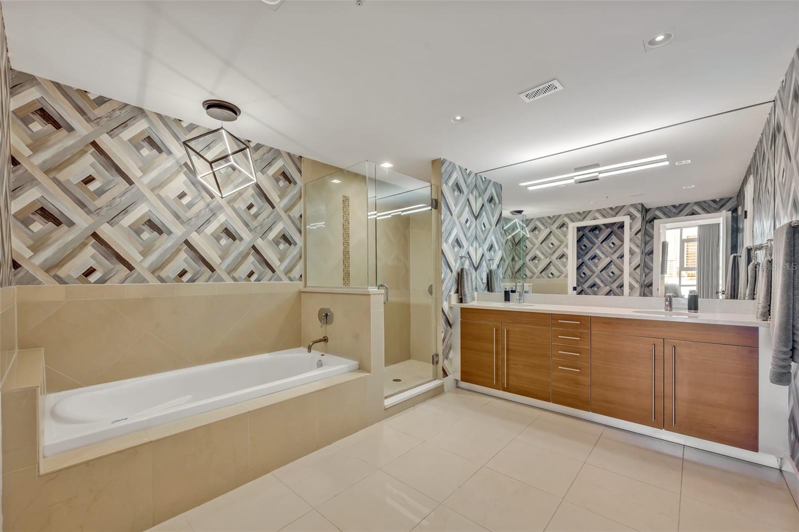 260 S OSCEOLA AVE #907, ORLANDO, FL, 32801
