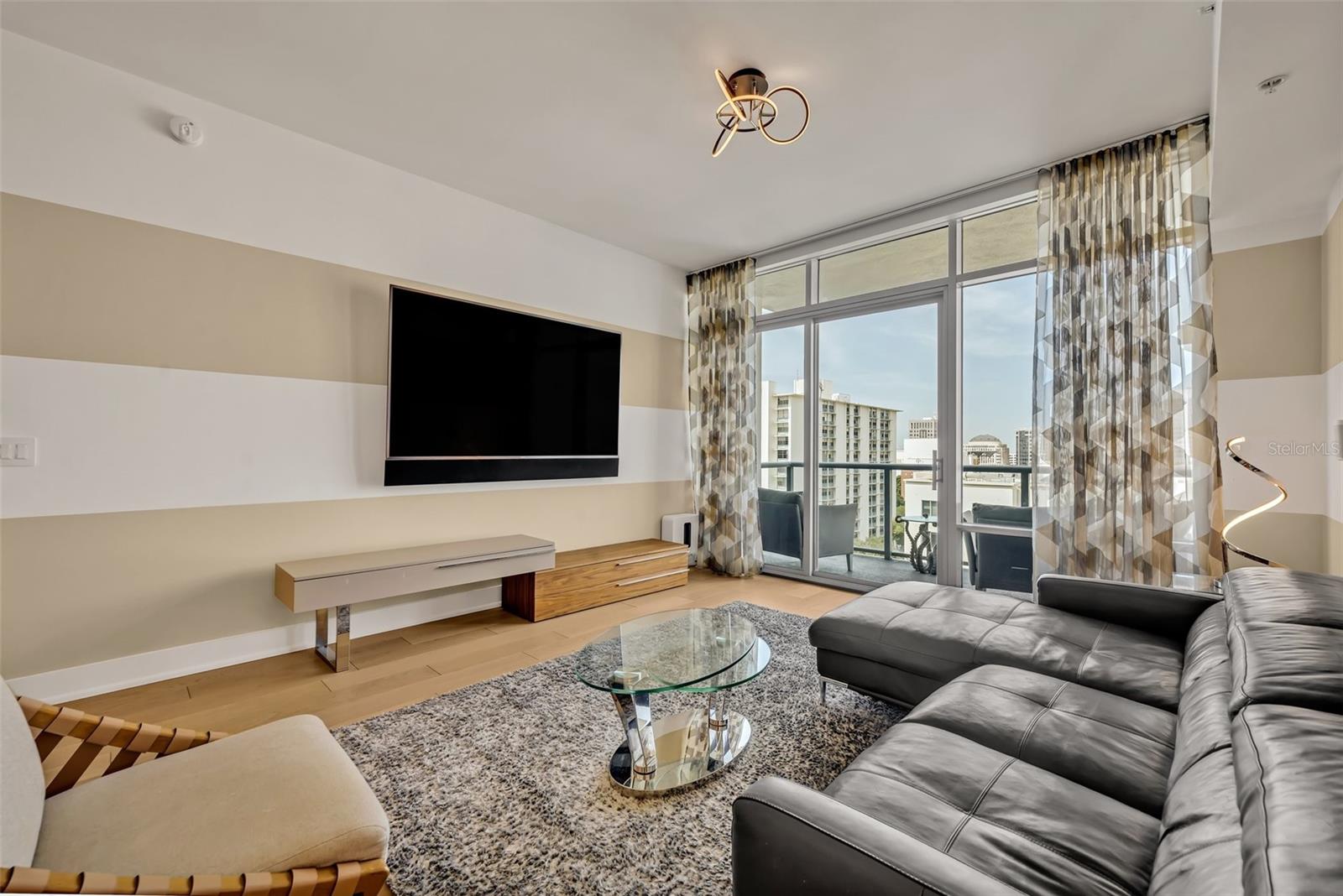 260 S OSCEOLA AVE #907, ORLANDO, FL, 32801