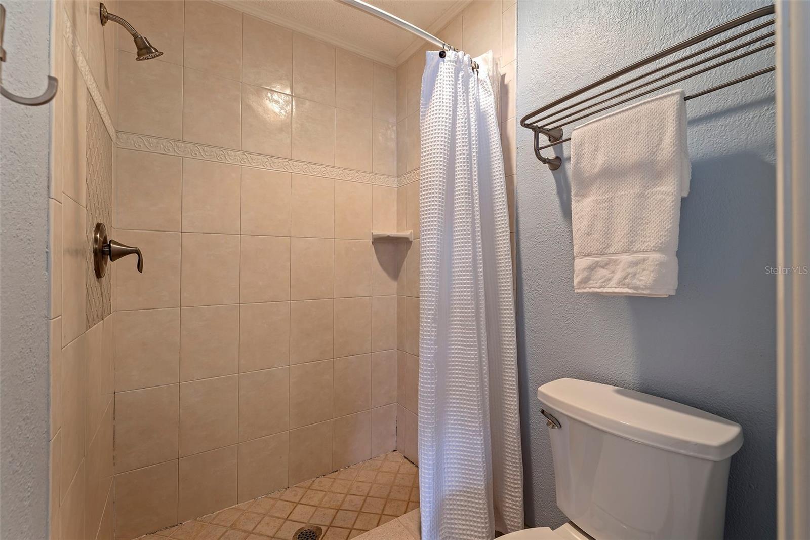 19823 GULF BLVD #5, INDIAN SHORES, FL, 33785