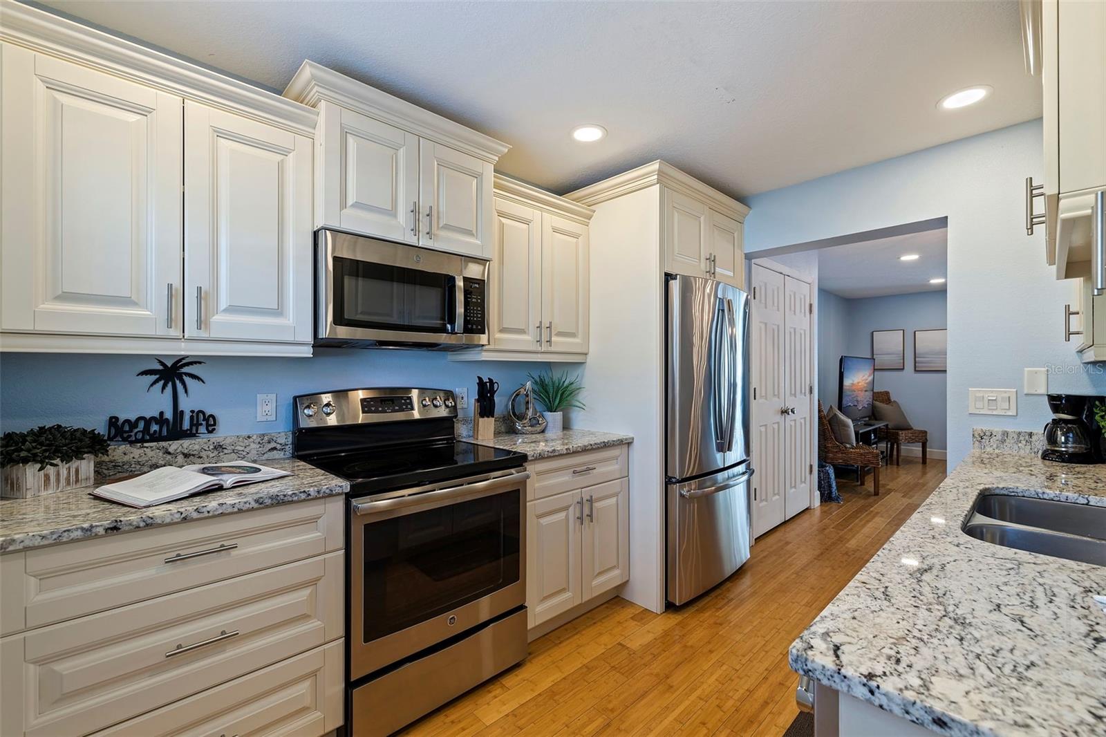19823 GULF BLVD #5, INDIAN SHORES, FL, 33785