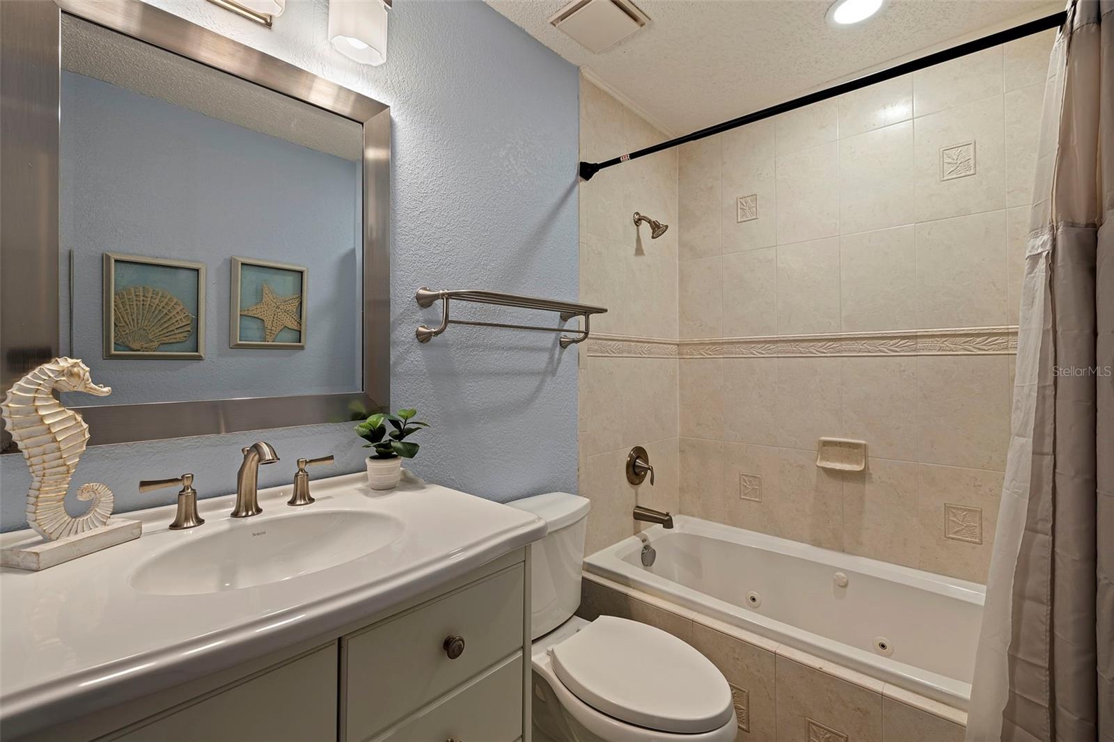 19823 GULF BLVD #5, INDIAN SHORES, FL, 33785