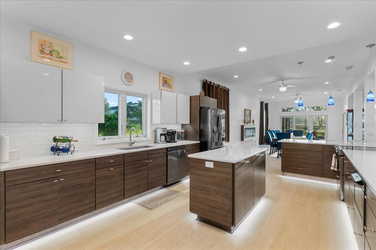 13 BAY POINTE DR, ORMOND BEACH, FL, 32174