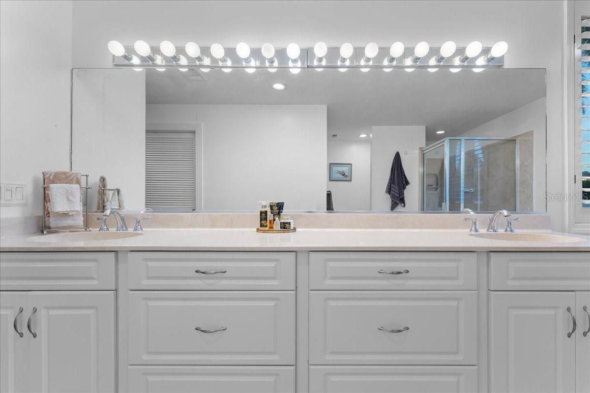 13 BAY POINTE DR, ORMOND BEACH, FL, 32174