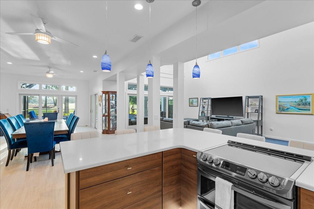13 BAY POINTE DR, ORMOND BEACH, FL, 32174