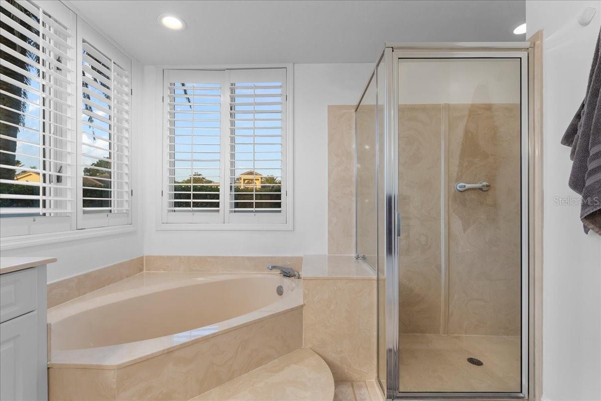 13 BAY POINTE DR, ORMOND BEACH, FL, 32174
