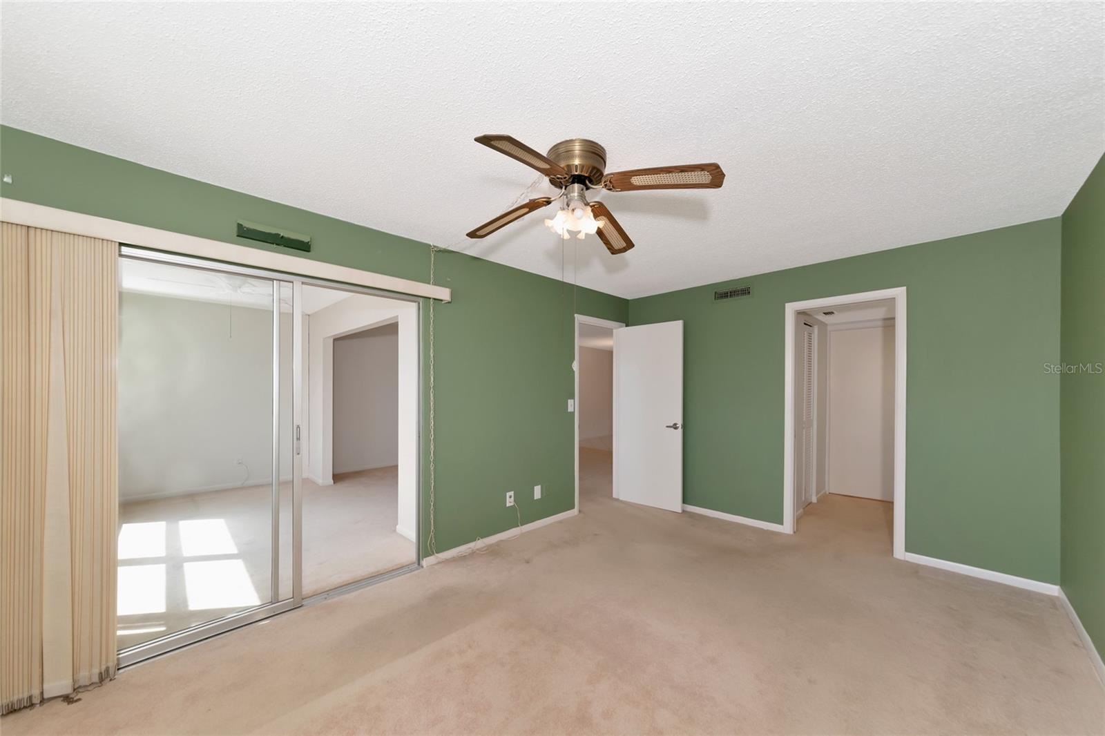 12405 3RD ST E #206, TREASURE ISLAND, FL, 33706