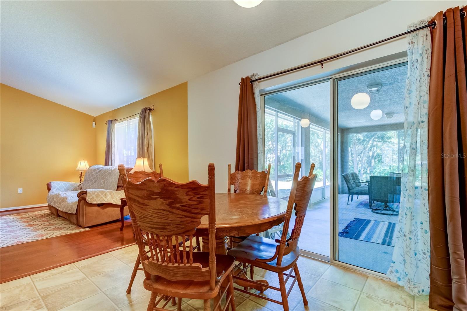 11009 MAYBIRD AVE, WEEKI WACHEE, FL, 34613