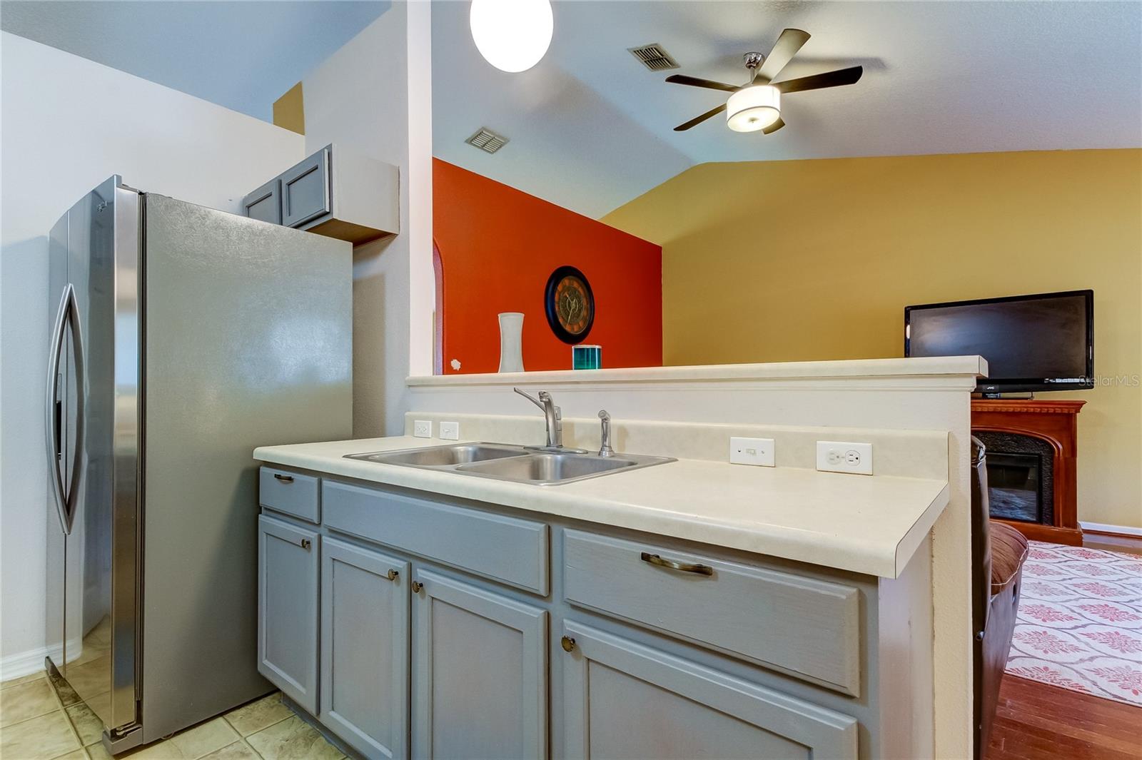 11009 MAYBIRD AVE, WEEKI WACHEE, FL, 34613