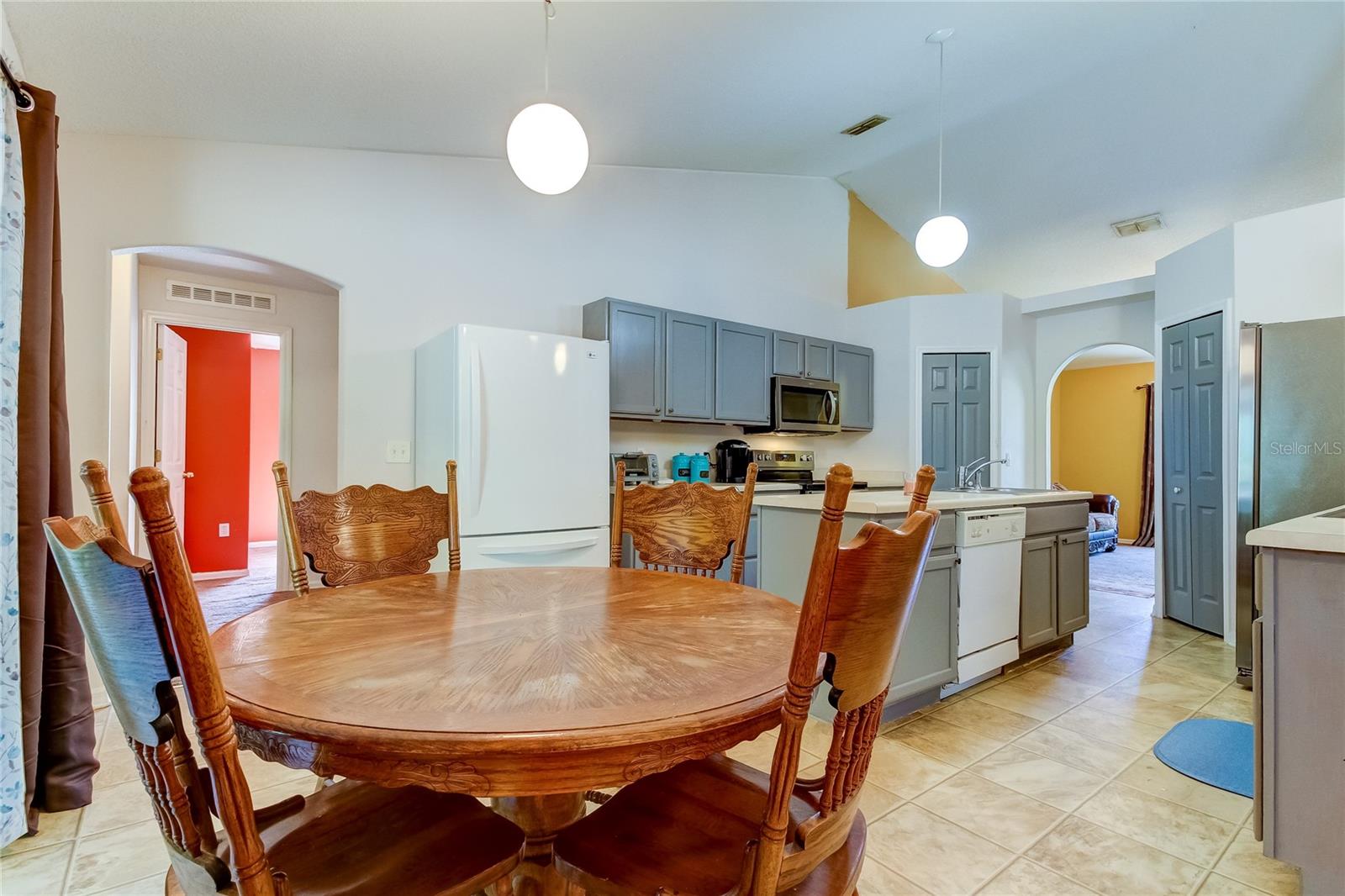 11009 MAYBIRD AVE, WEEKI WACHEE, FL, 34613