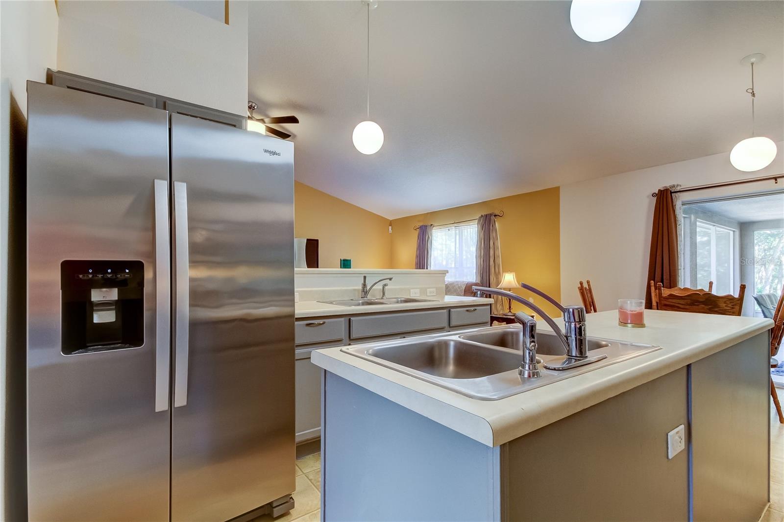 11009 MAYBIRD AVE, WEEKI WACHEE, FL, 34613