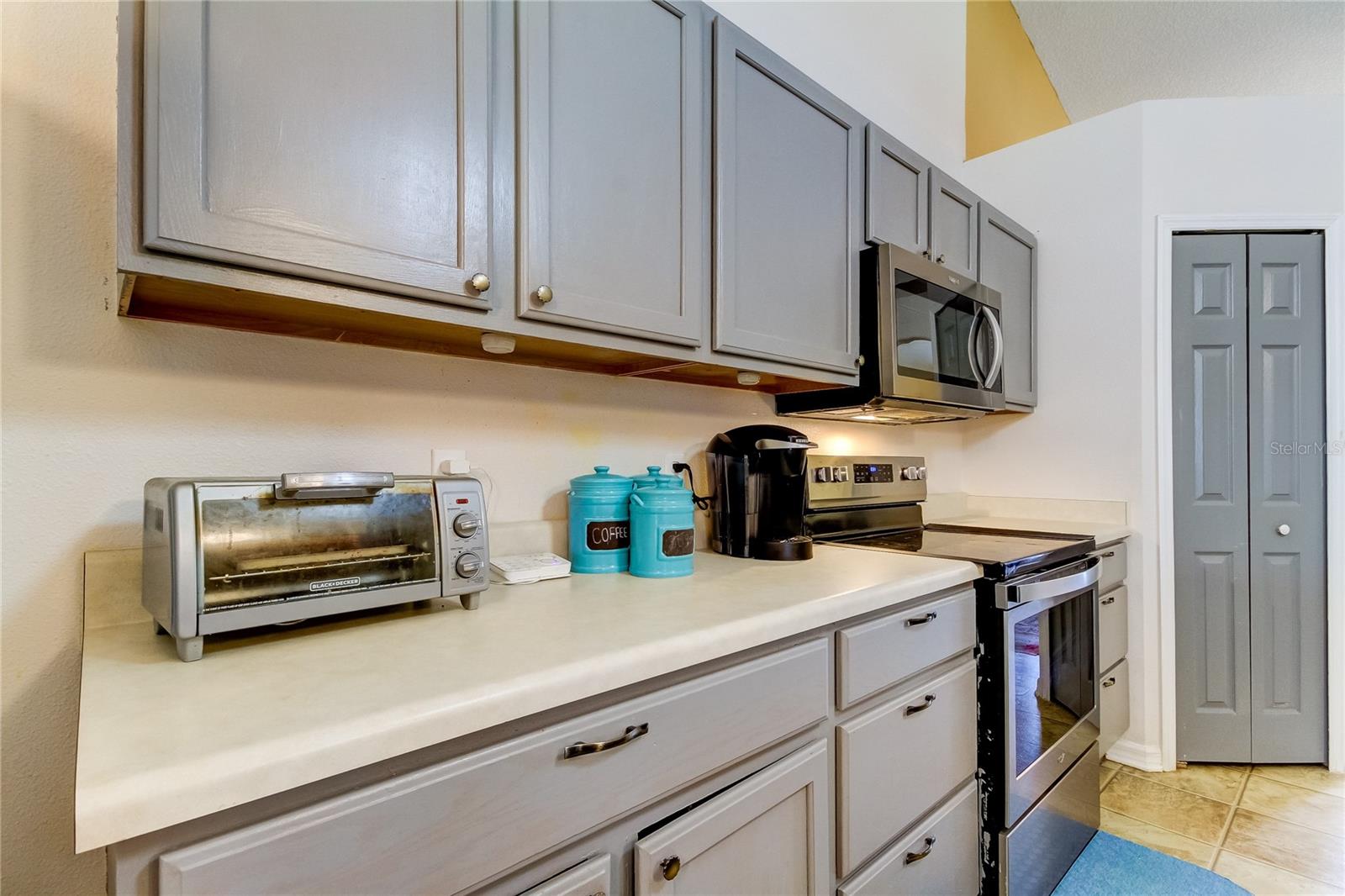 11009 MAYBIRD AVE, WEEKI WACHEE, FL, 34613