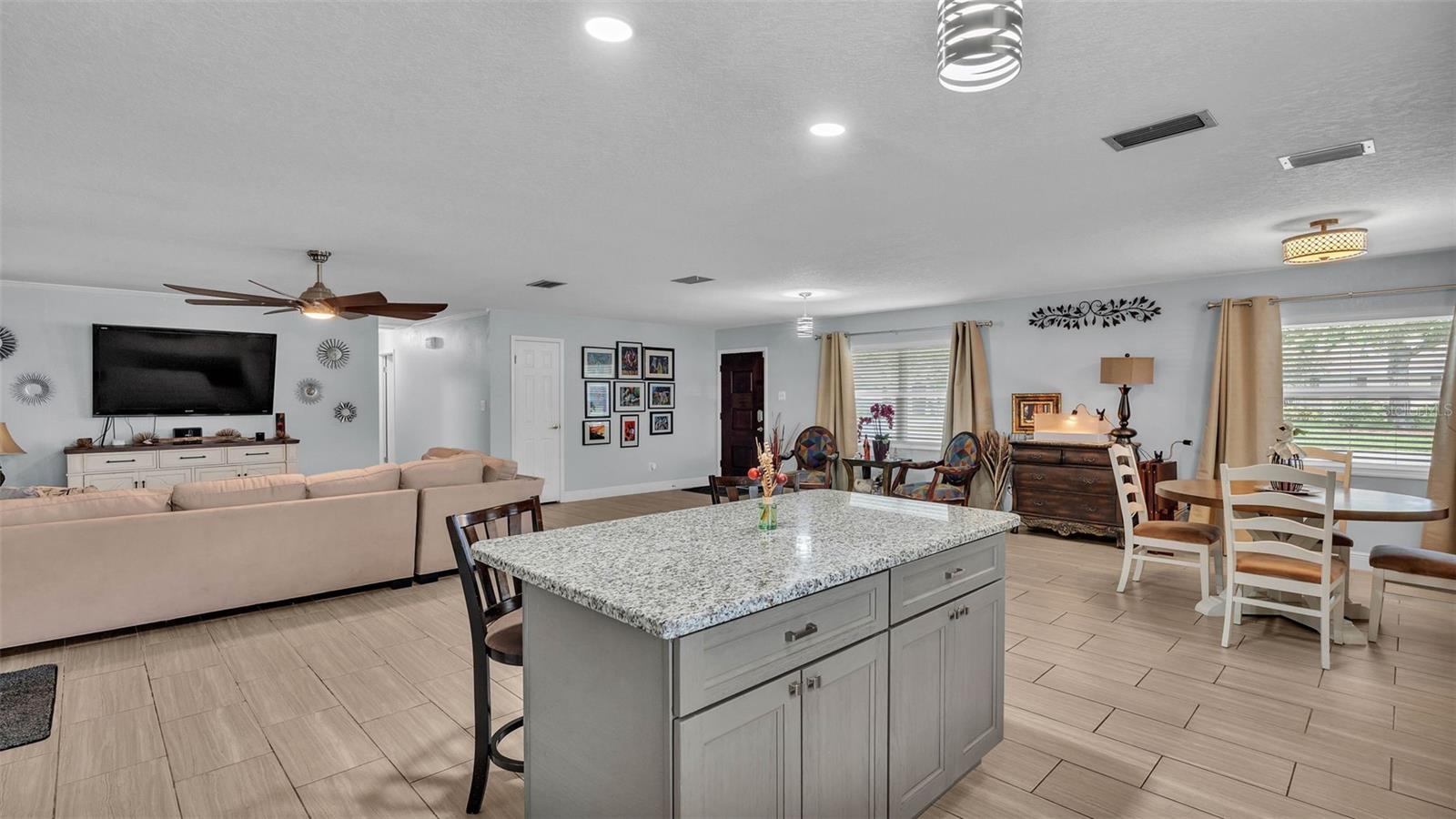 1206 PRICE AVE, AUBURNDALE, FL, 33823
