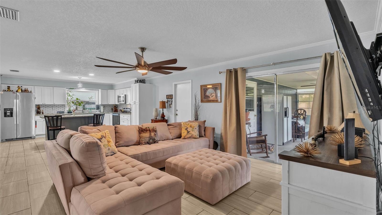 1206 PRICE AVE, AUBURNDALE, FL, 33823