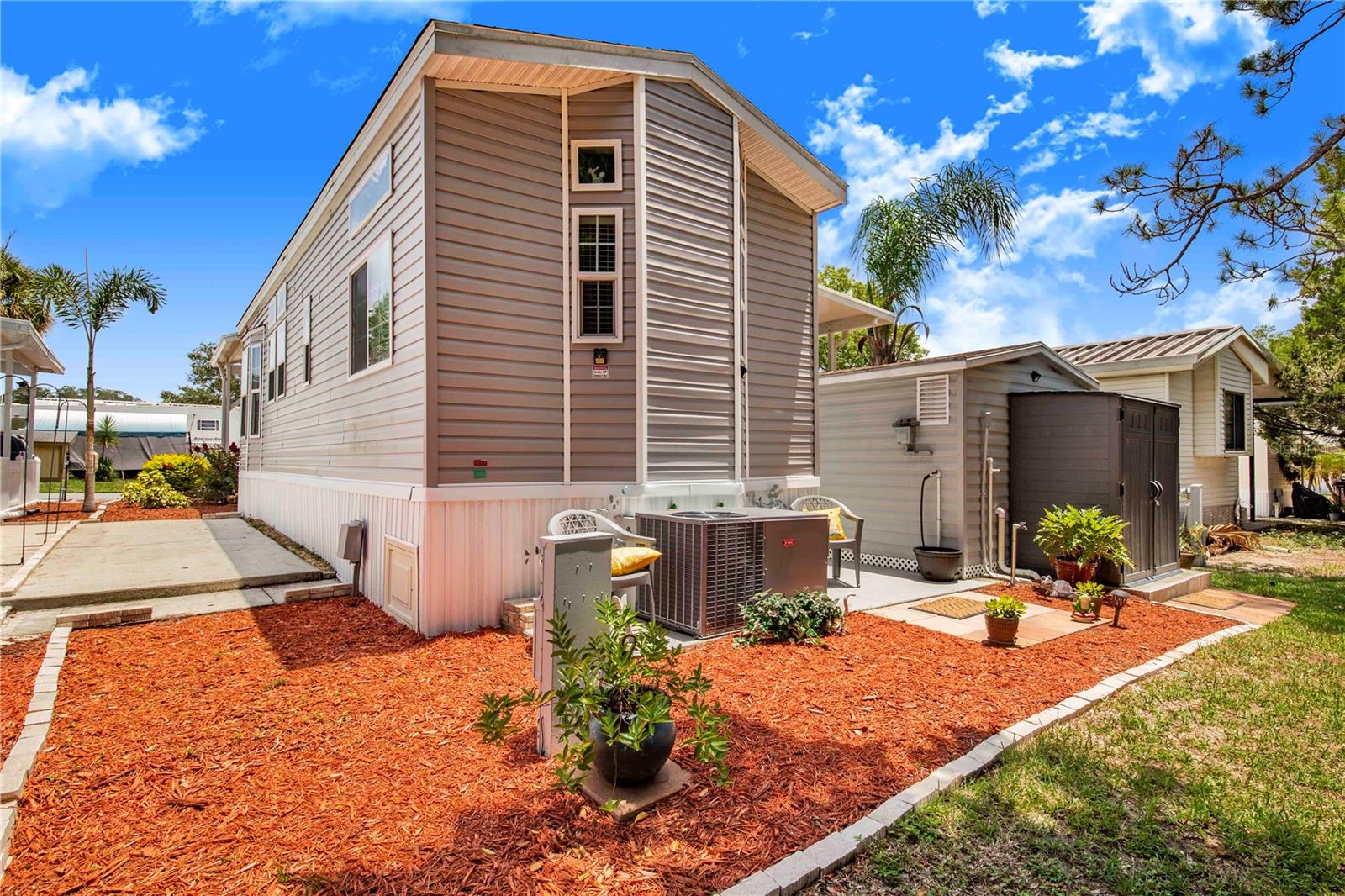 P4931473 Property Photo