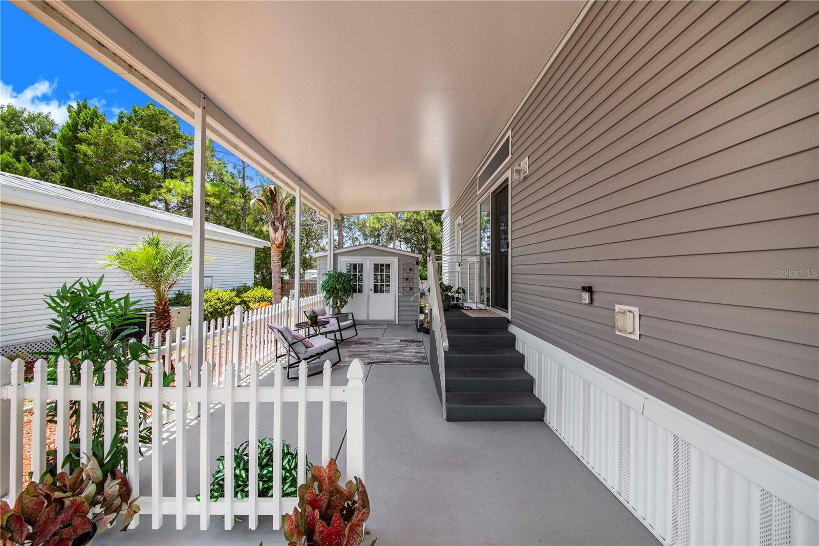 P4931473 Property Photo