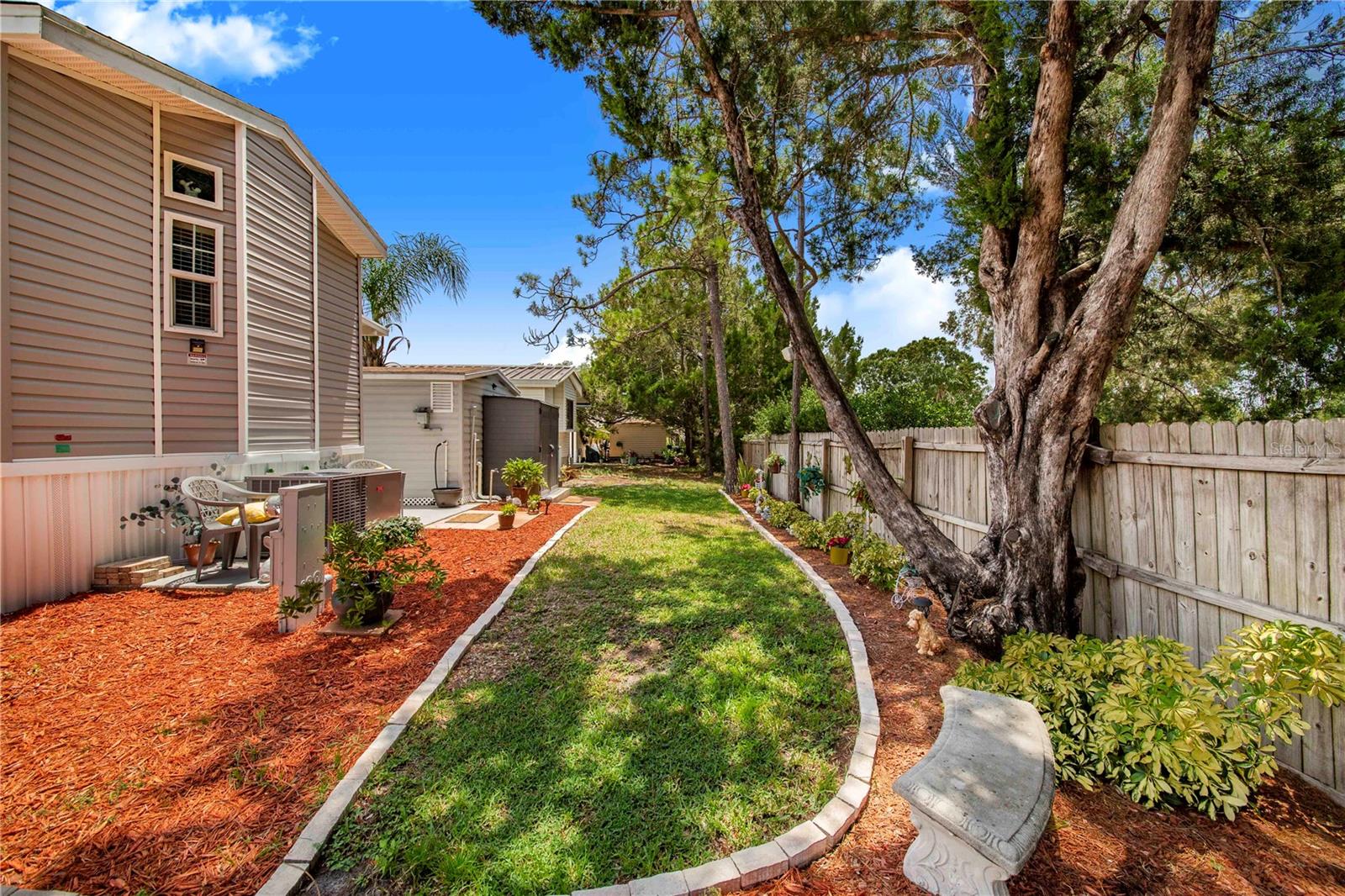 P4931473 Property Photo