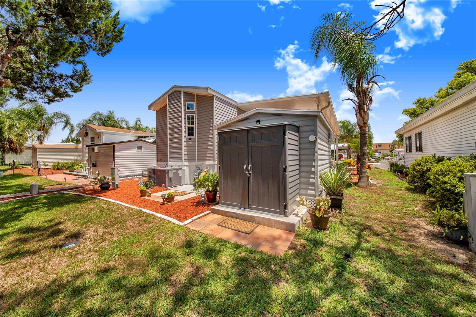 P4931473 Property Photo