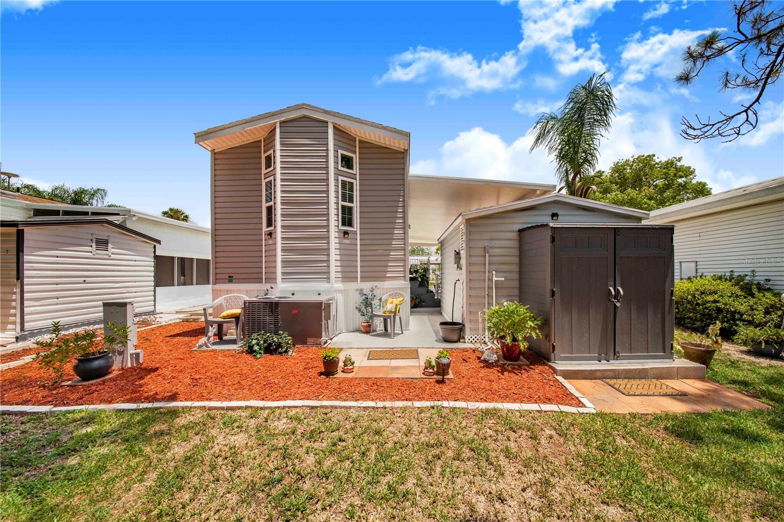 P4931473 Property Photo