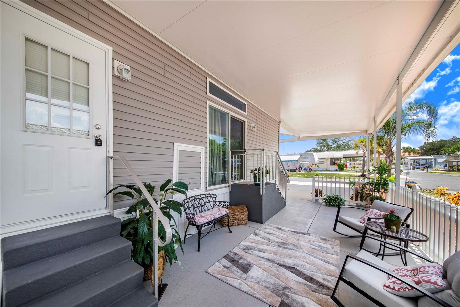 P4931473 Property Photo