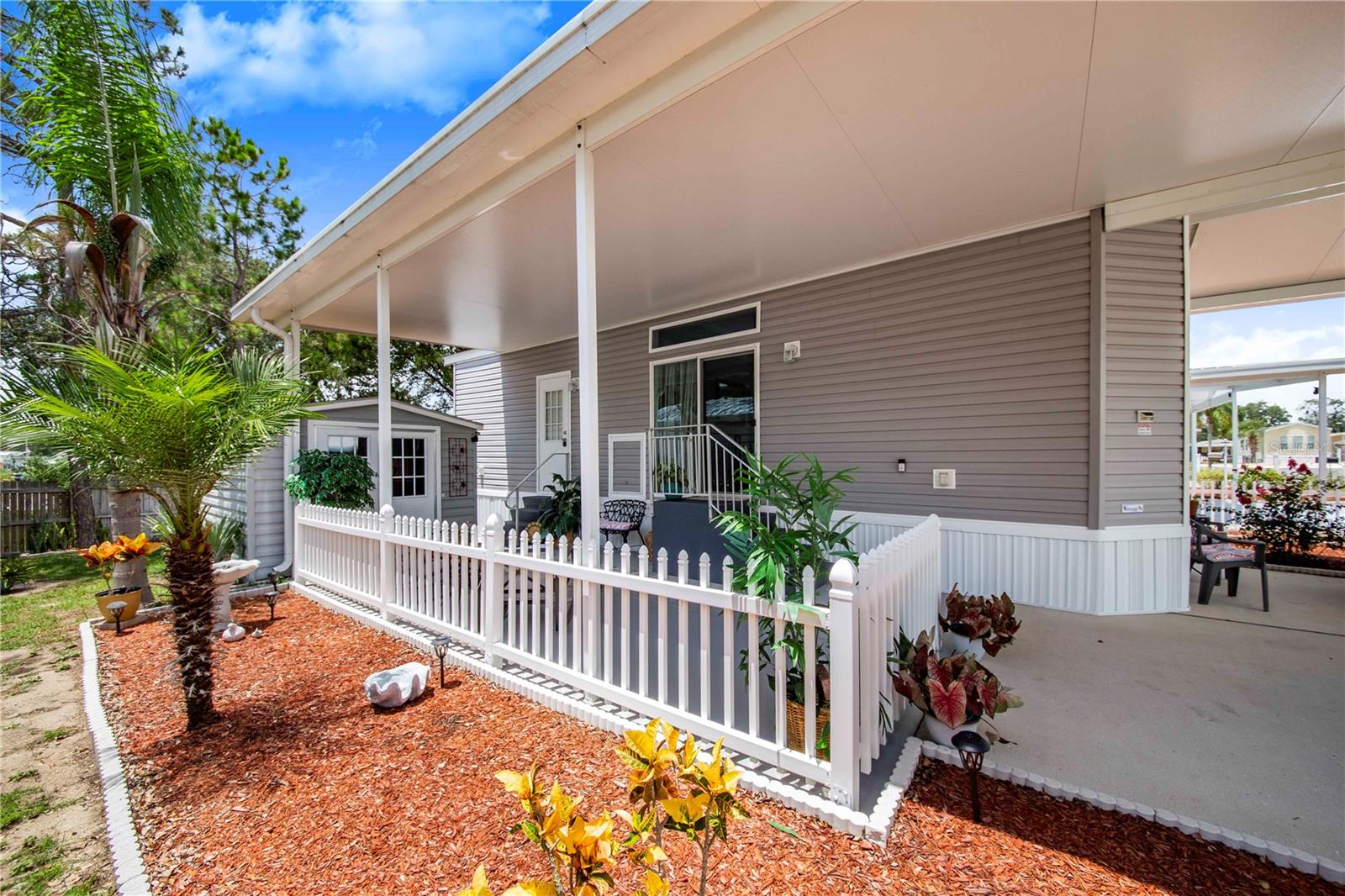 P4931473 Property Photo