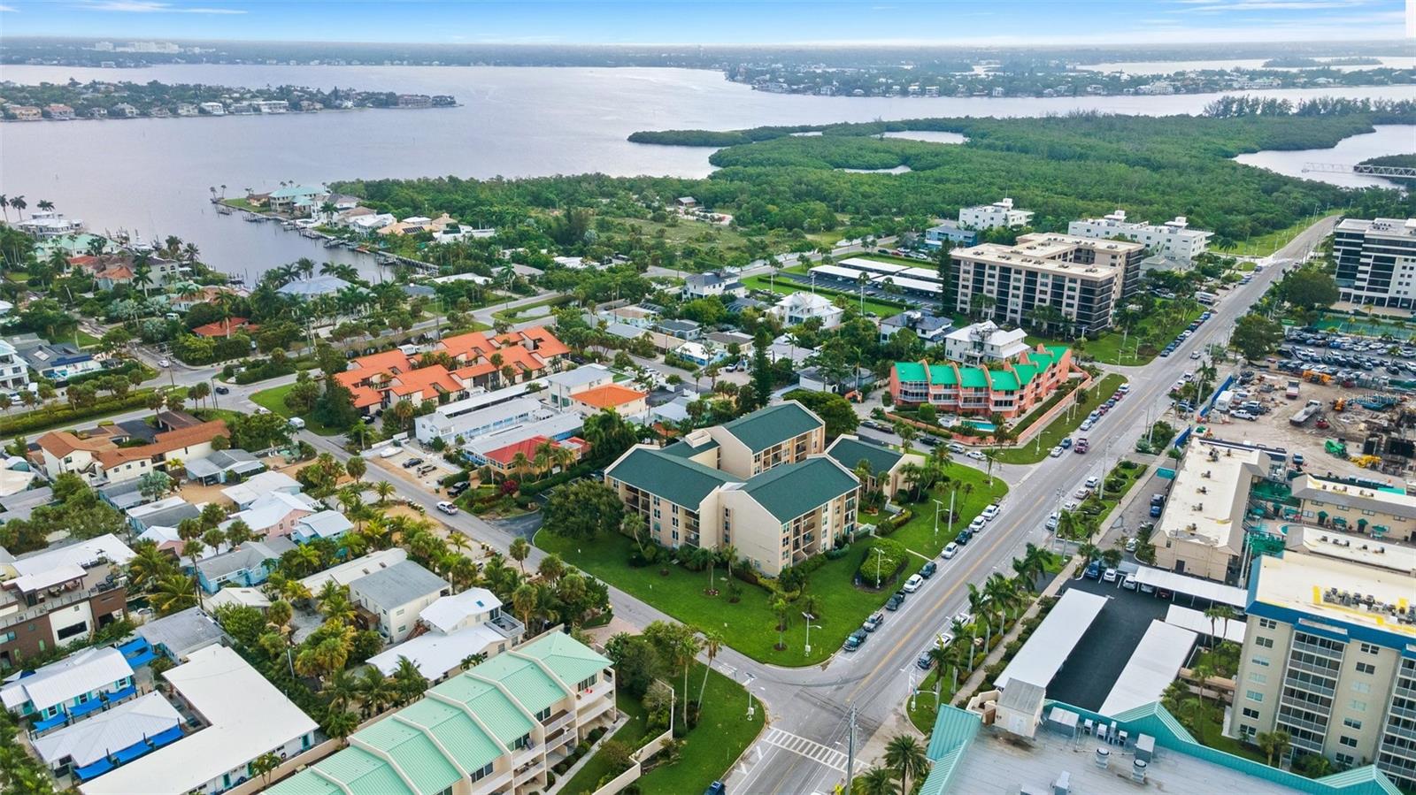 845 BENJAMIN FRANKLIN DR #202, SARASOTA, FL, 34236